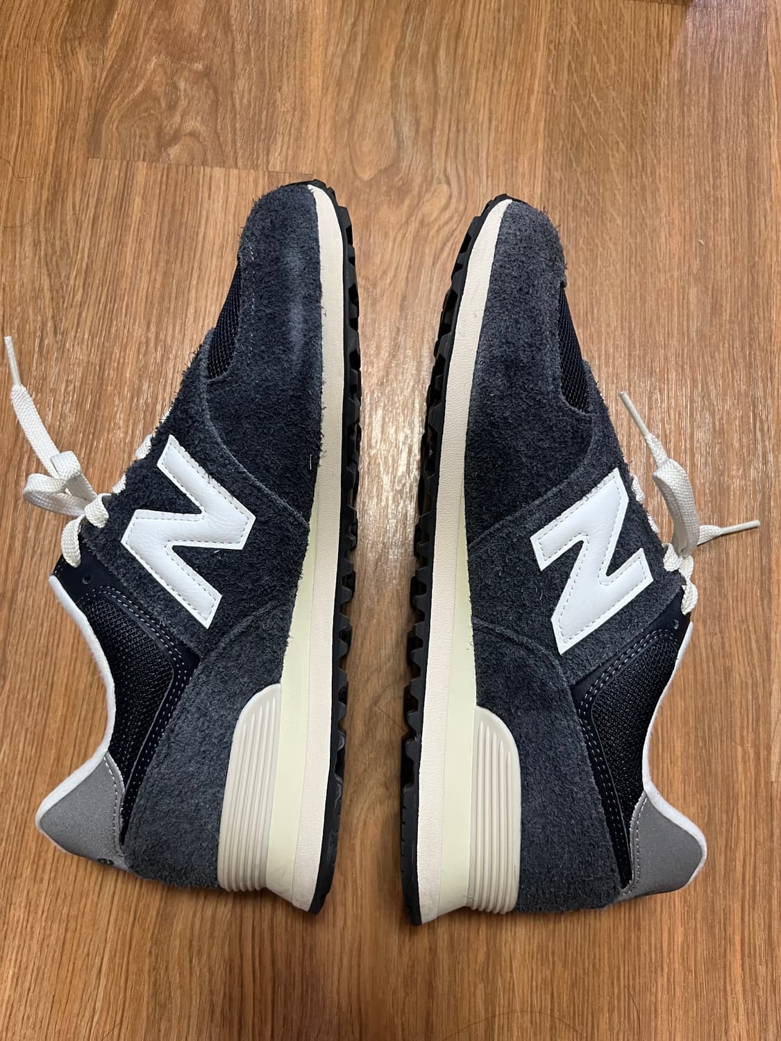 뉴발란스 574 헤리티지 네이비 290 상품이미지3