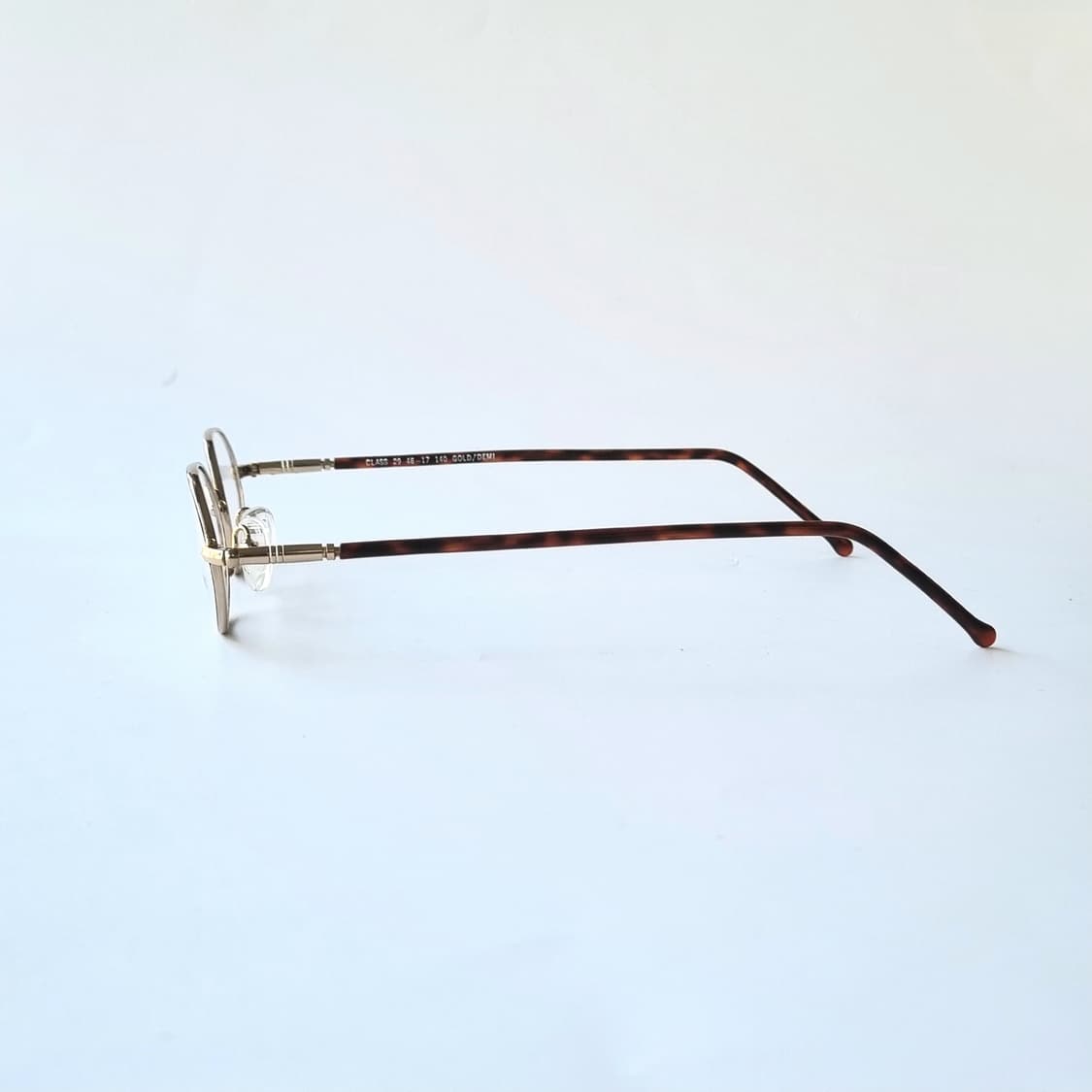 데드스탁 빈티지 오벌 메탈 안경테 - Gold/Demi 710 상품이미지4