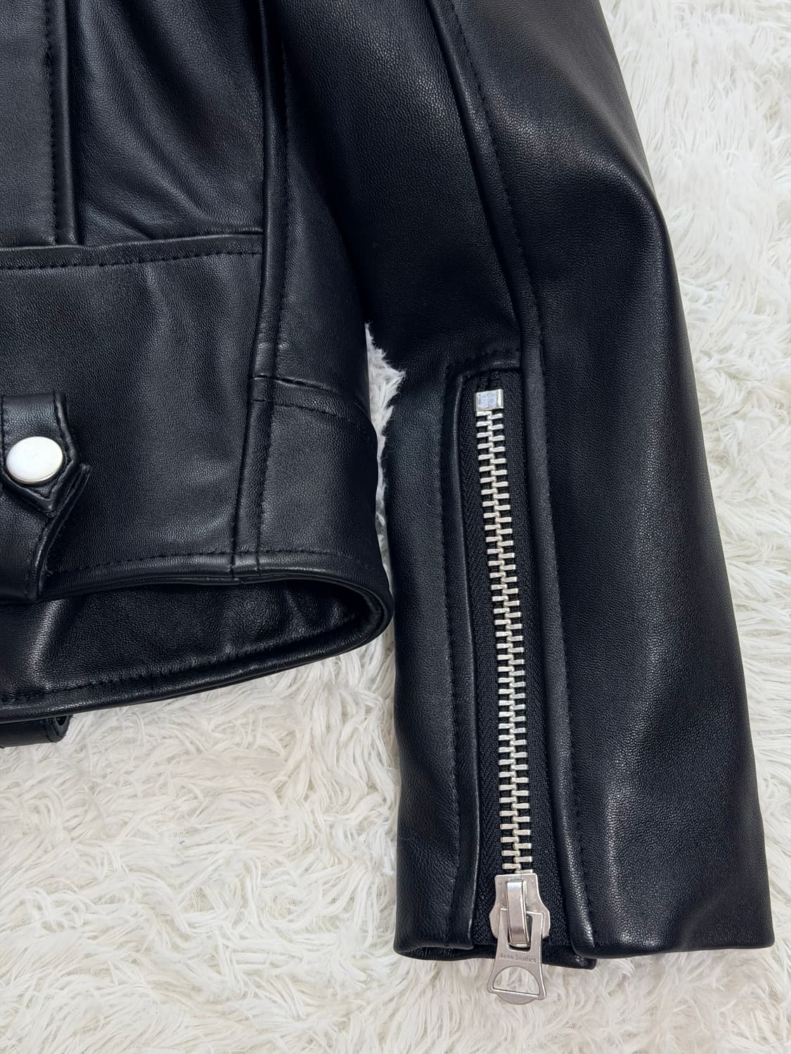 아크네 스튜디오 MINI DASHER 가죽 자켓 38 상품이미지3