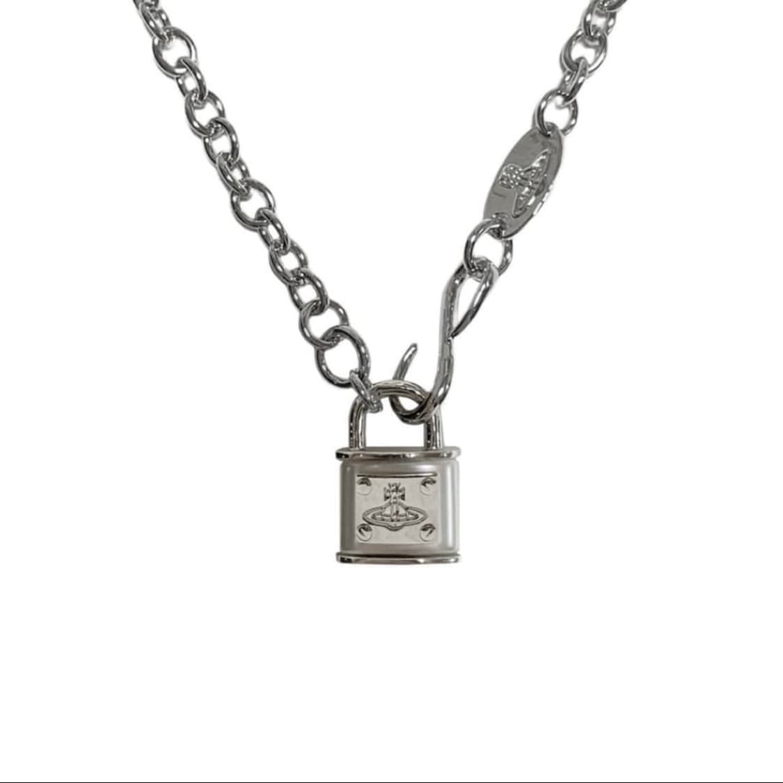 비비안 웨스트우드 아카이브 화이트 진주펄 자물쇠 orb 팬 던트 목걸이 상품이미지4