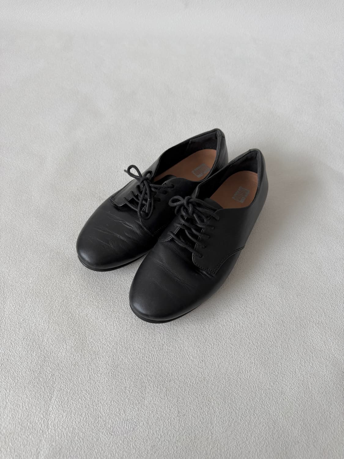 [UK4.5]핏플랍(fitflop) 레더 플랫 슈즈 상품이미지3