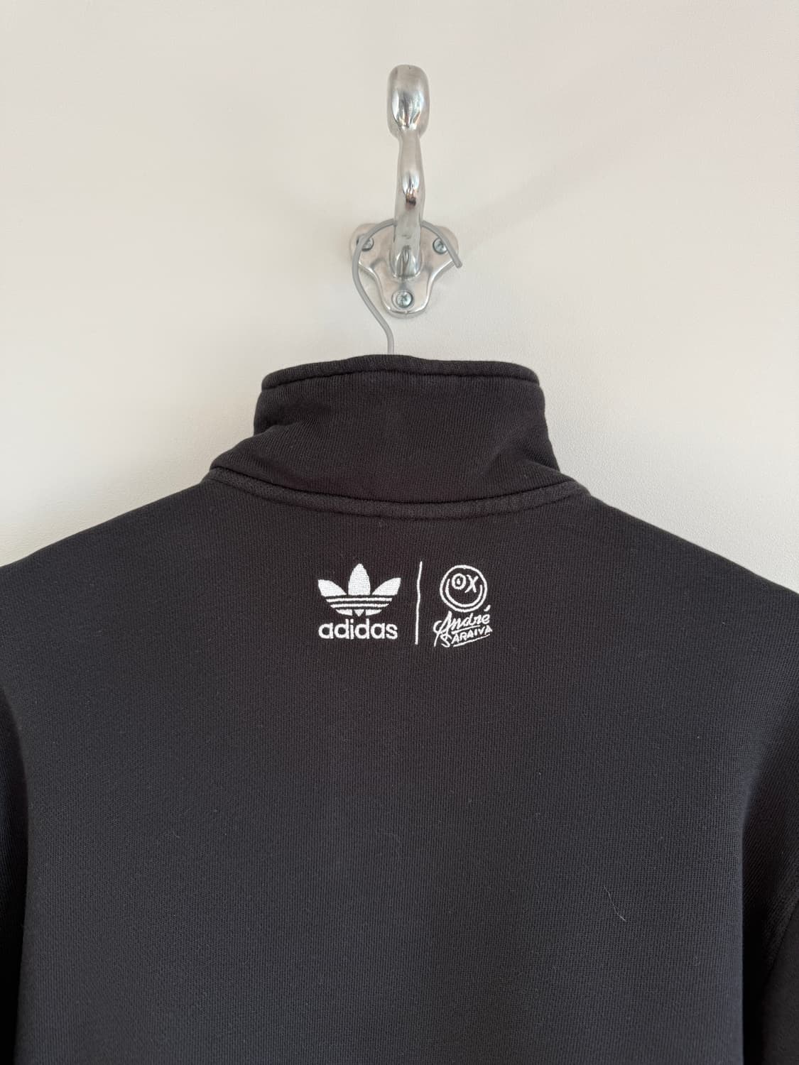 아디다스(adidas) 콜라보 하프집업 상품이미지6