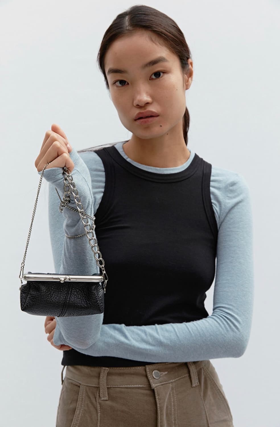 ZISOO 폴딩 프레임(블랙) 천연 소가죽 미니백 상품이미지3