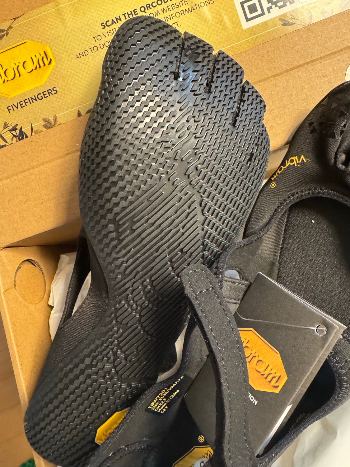 발가락신발 비브람 블랙 38 판매합니다 상품이미지4