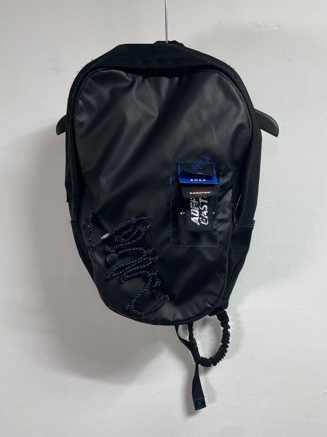 아더에러 이스트팩 슬링백 (on.494) 상품이미지1