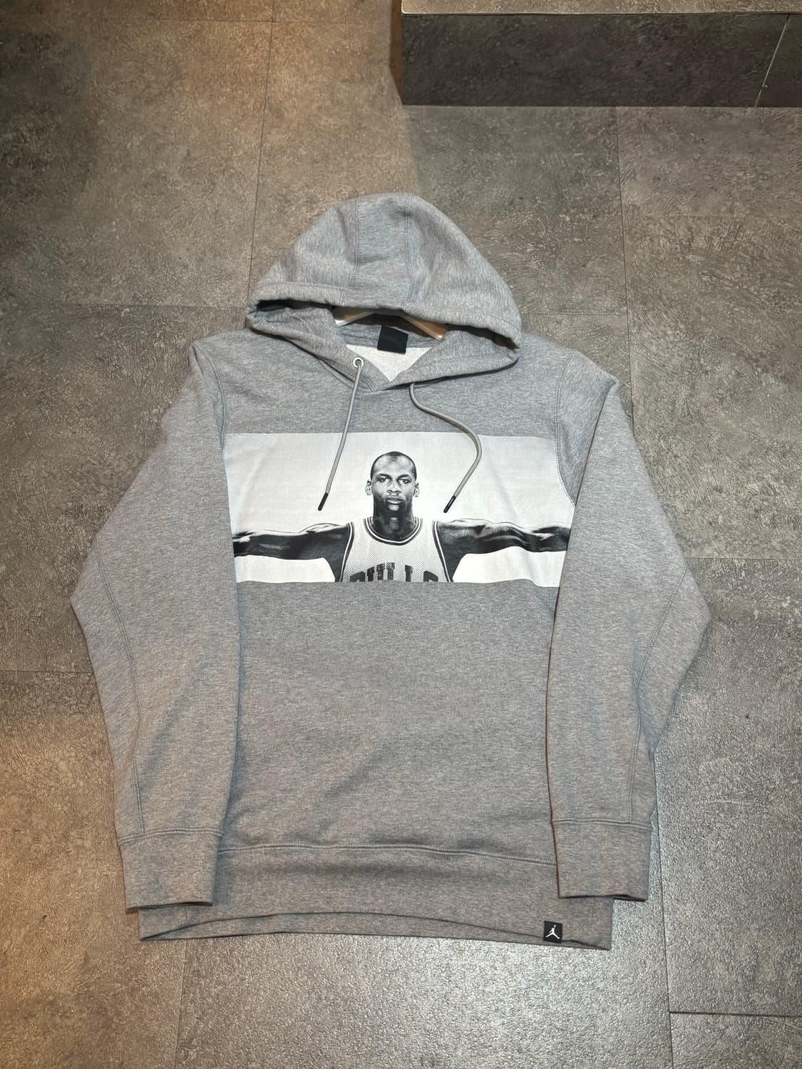조던 레전드 후드티 티셔츠 M사이즈 상품이미지2