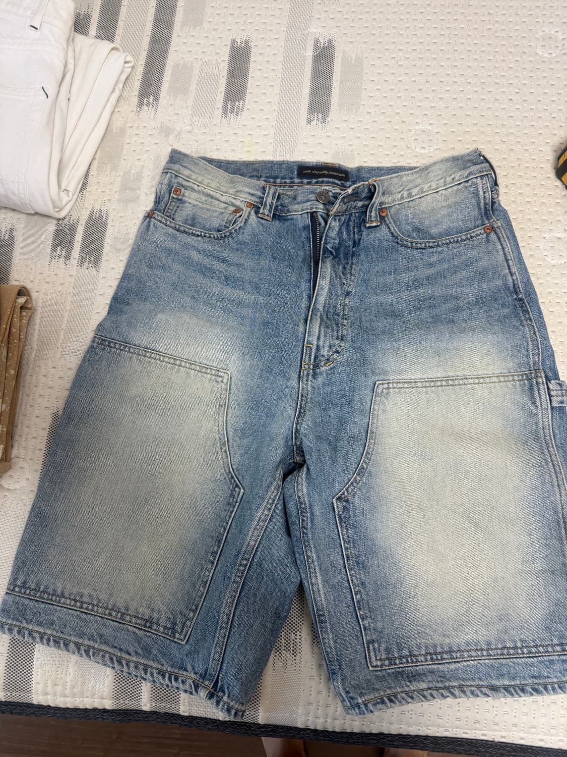 뤠쓰 더블니 쇼츠 30 상품이미지1