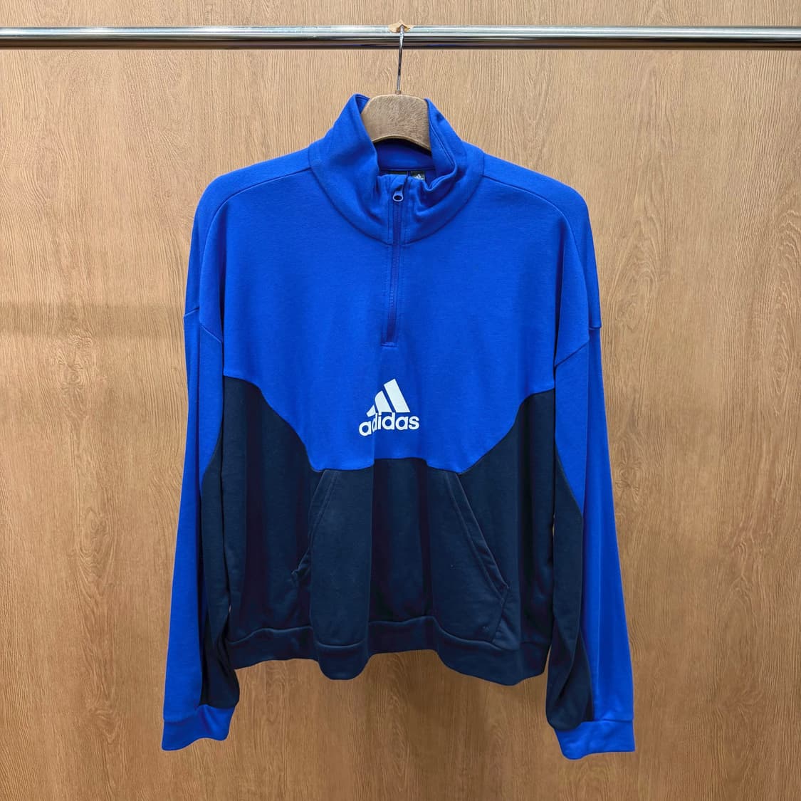 아디다스 하프 집업 맨투맨 컬러블록 배색 로고 프린트 디테일 블루 네이비 상품이미지2