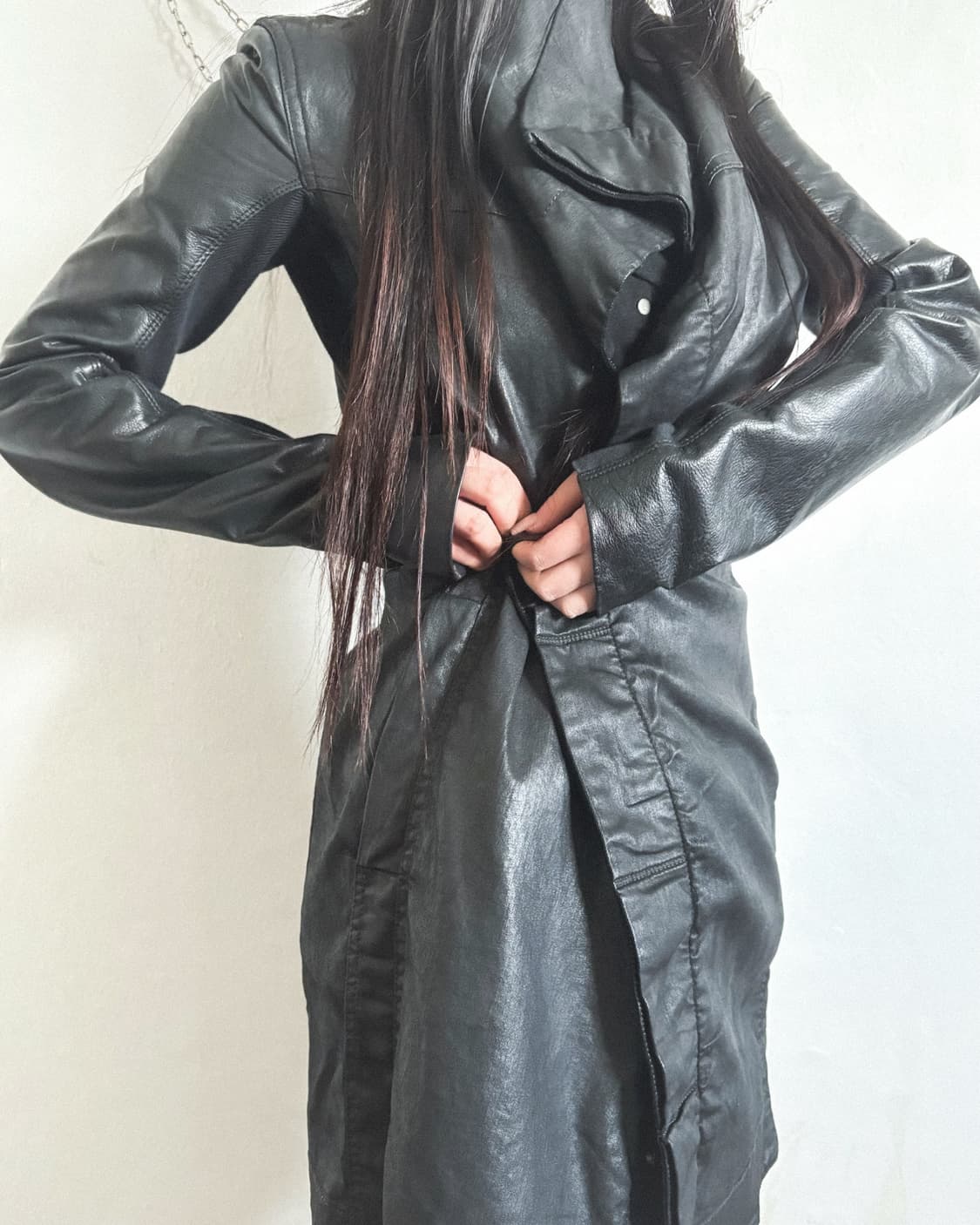 릭오웬스 하이넥 드레이프 왁스코튼 레더슬리브 코트 상품이미지3