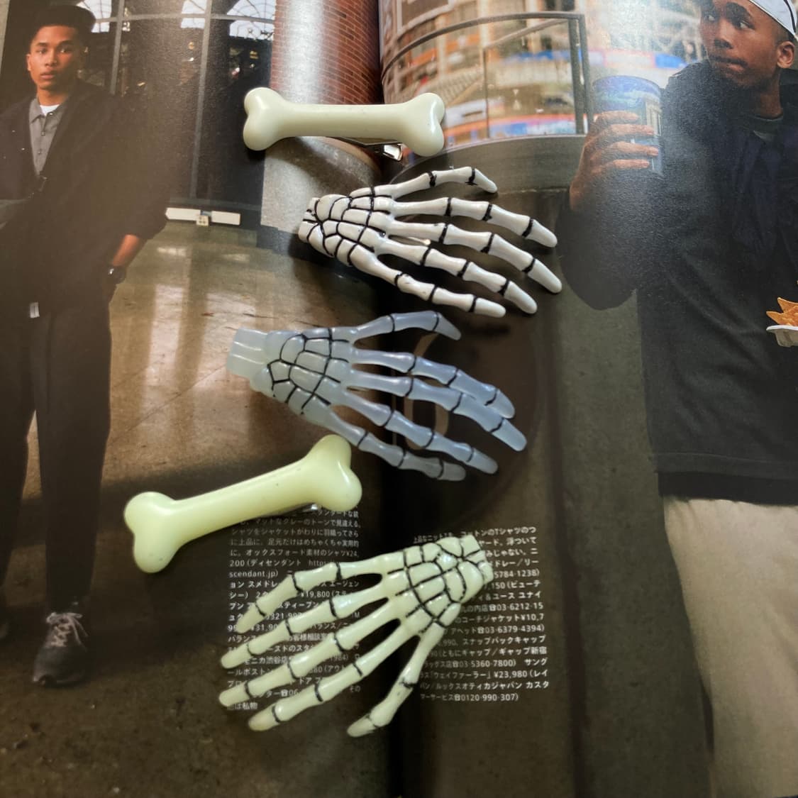 크립스빌666 스컬 해골 손 본 뼈다귀 핀 헤어 브로치 상품이미지1