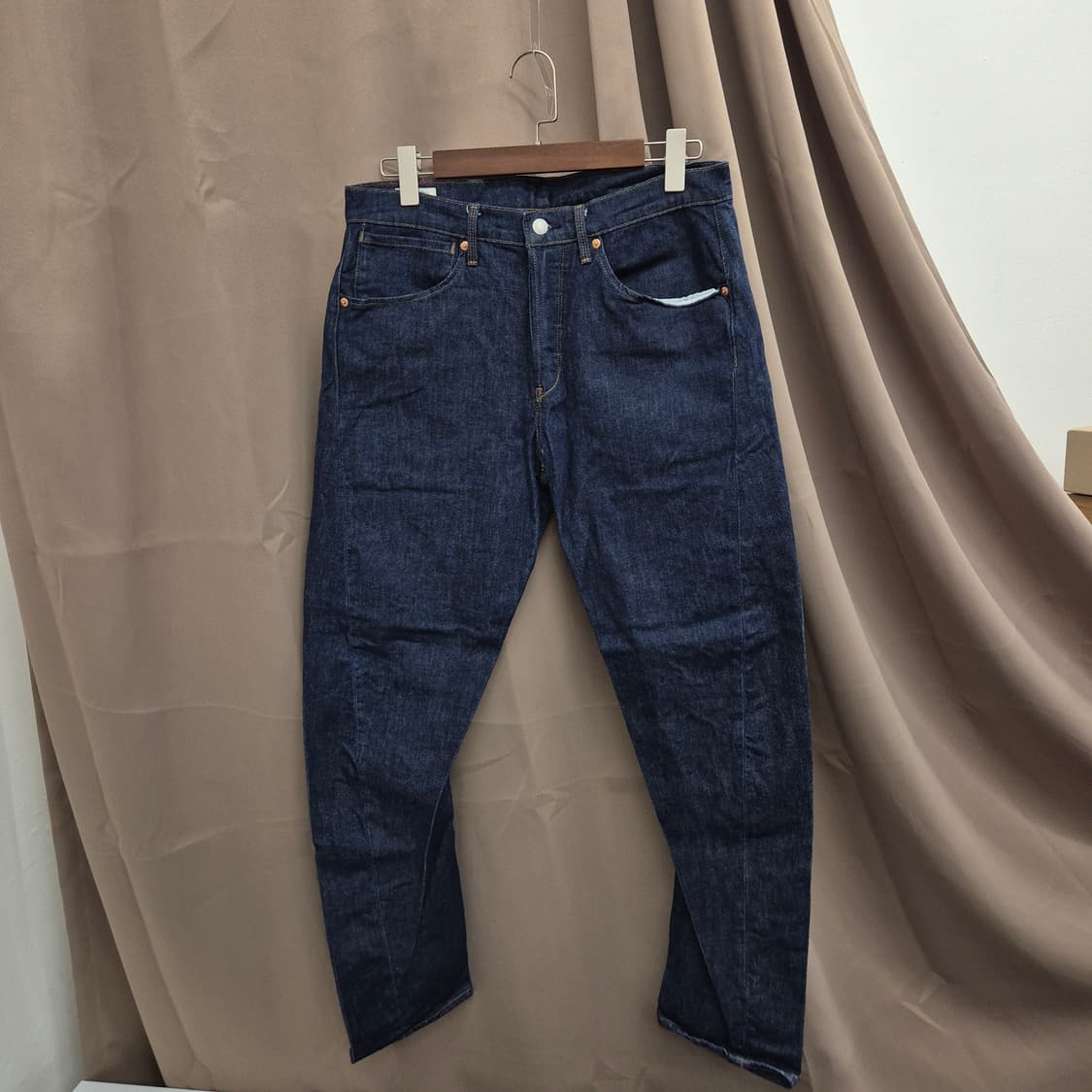 리바이스 프리미엄 엔지니어드 진 32 상품이미지3