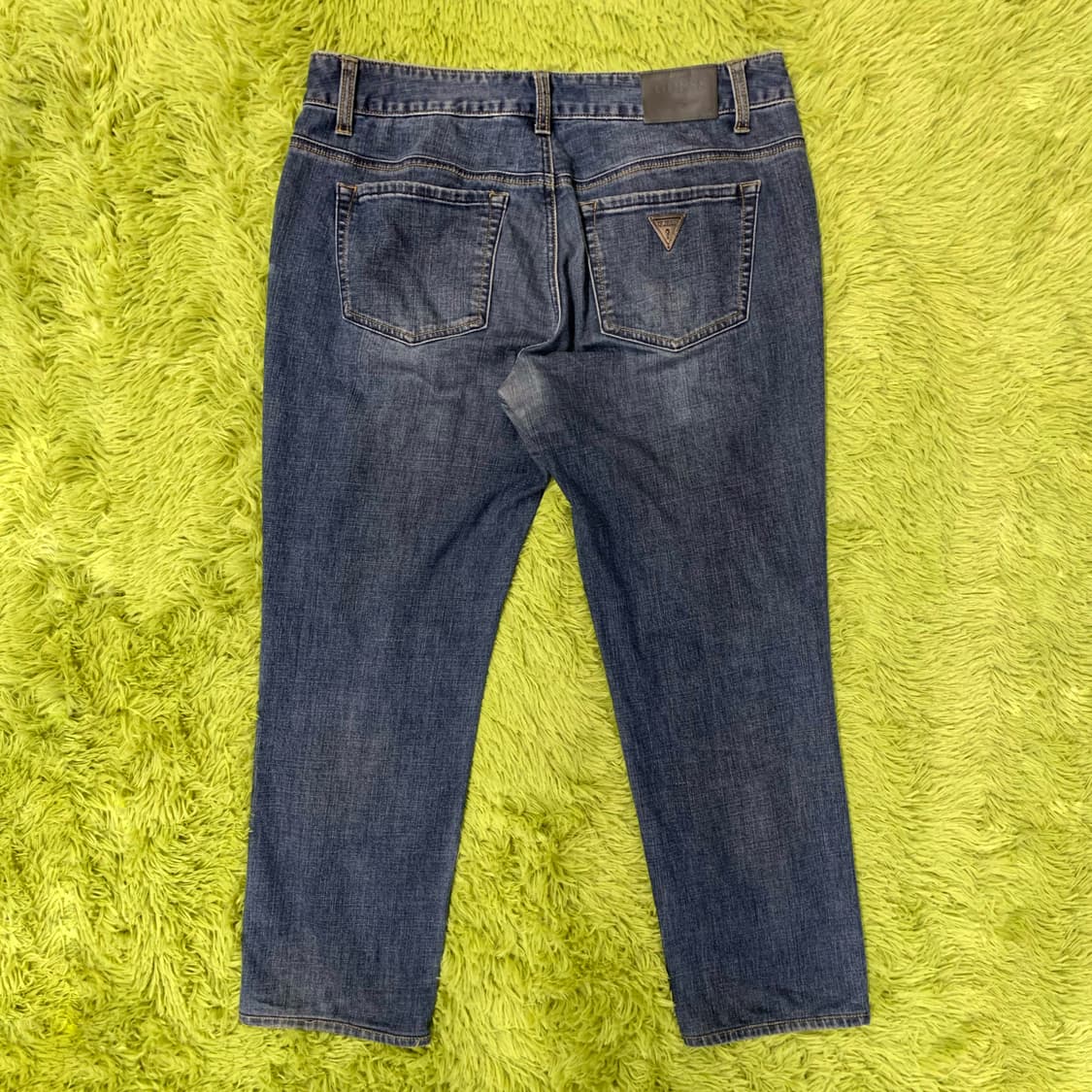 [36] 게스 메탈플레이트 와이드 테이퍼드핏 데님팬츠 상품이미지2