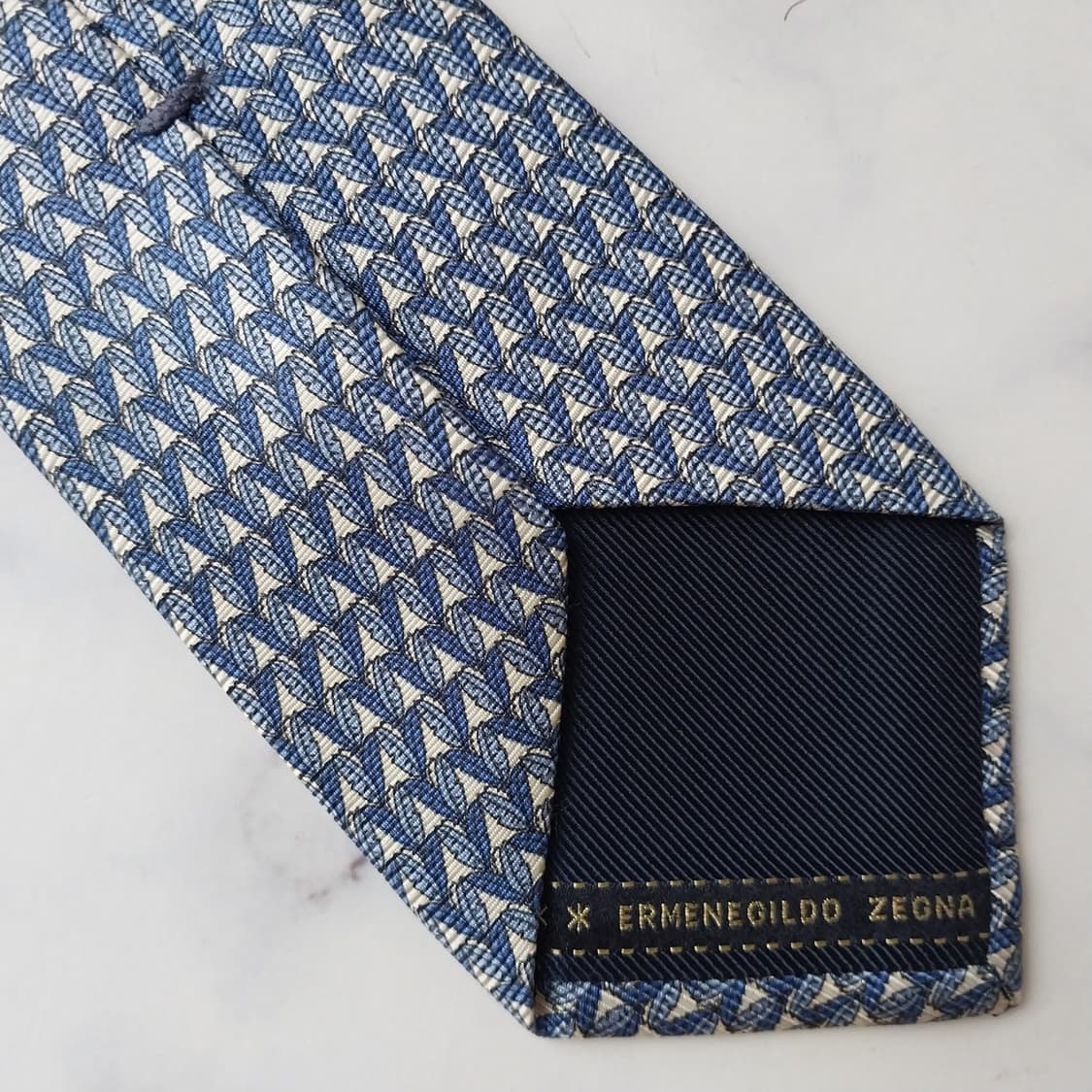 제냐 실크 블루 기하 패턴 넥타이 8.5cm A+등급 K1790
 상품이미지9
