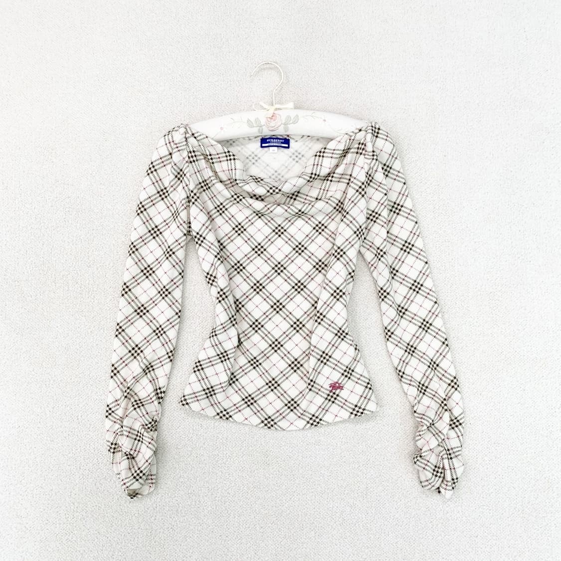 버버리 ♥ 뮤트 딸기초코 노바체크 셔링 드레이프 탑 상품이미지2