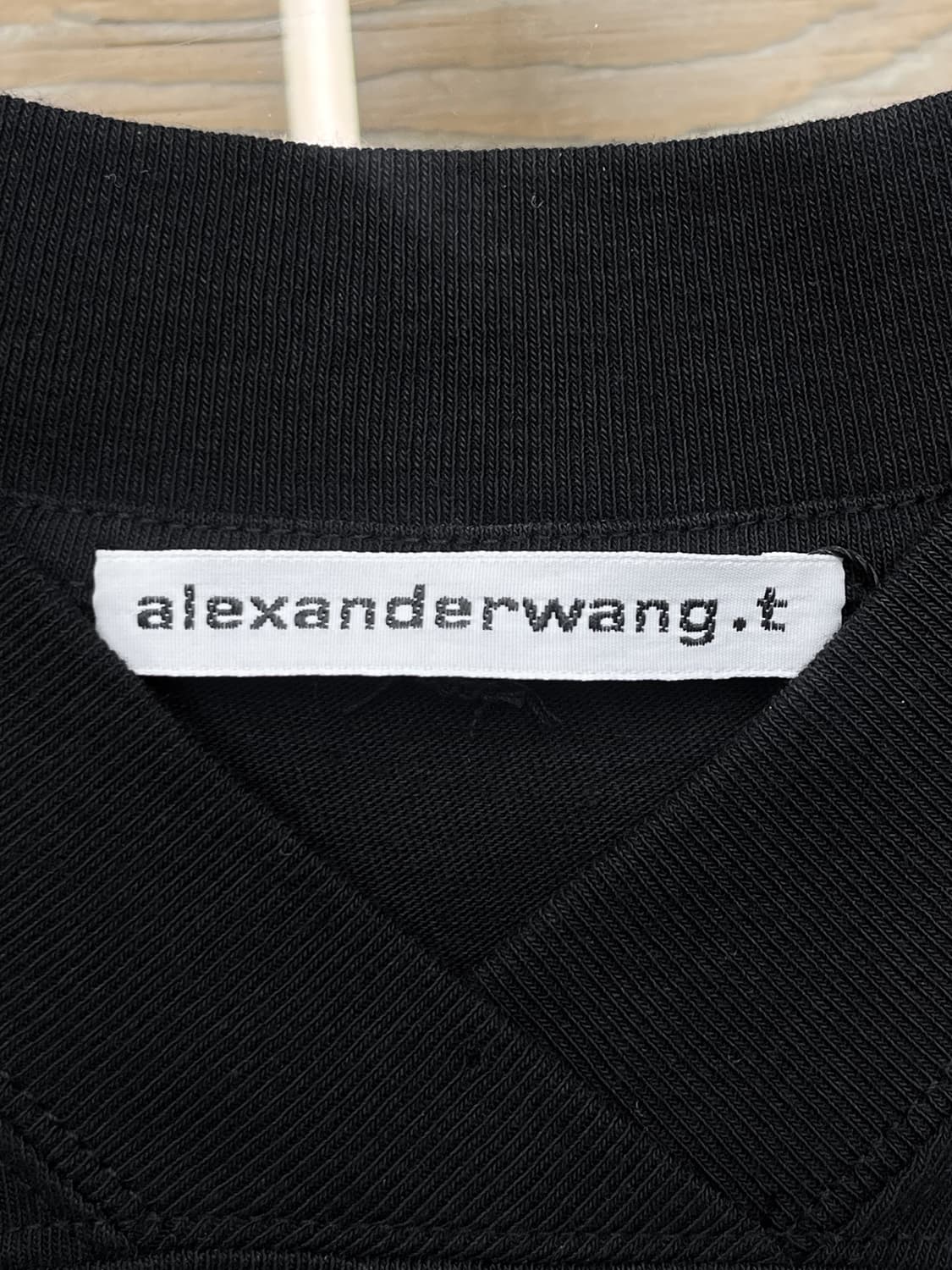 티 바이 알렉산더왕 프론트 셔링 크롭 티셔츠 상품이미지4