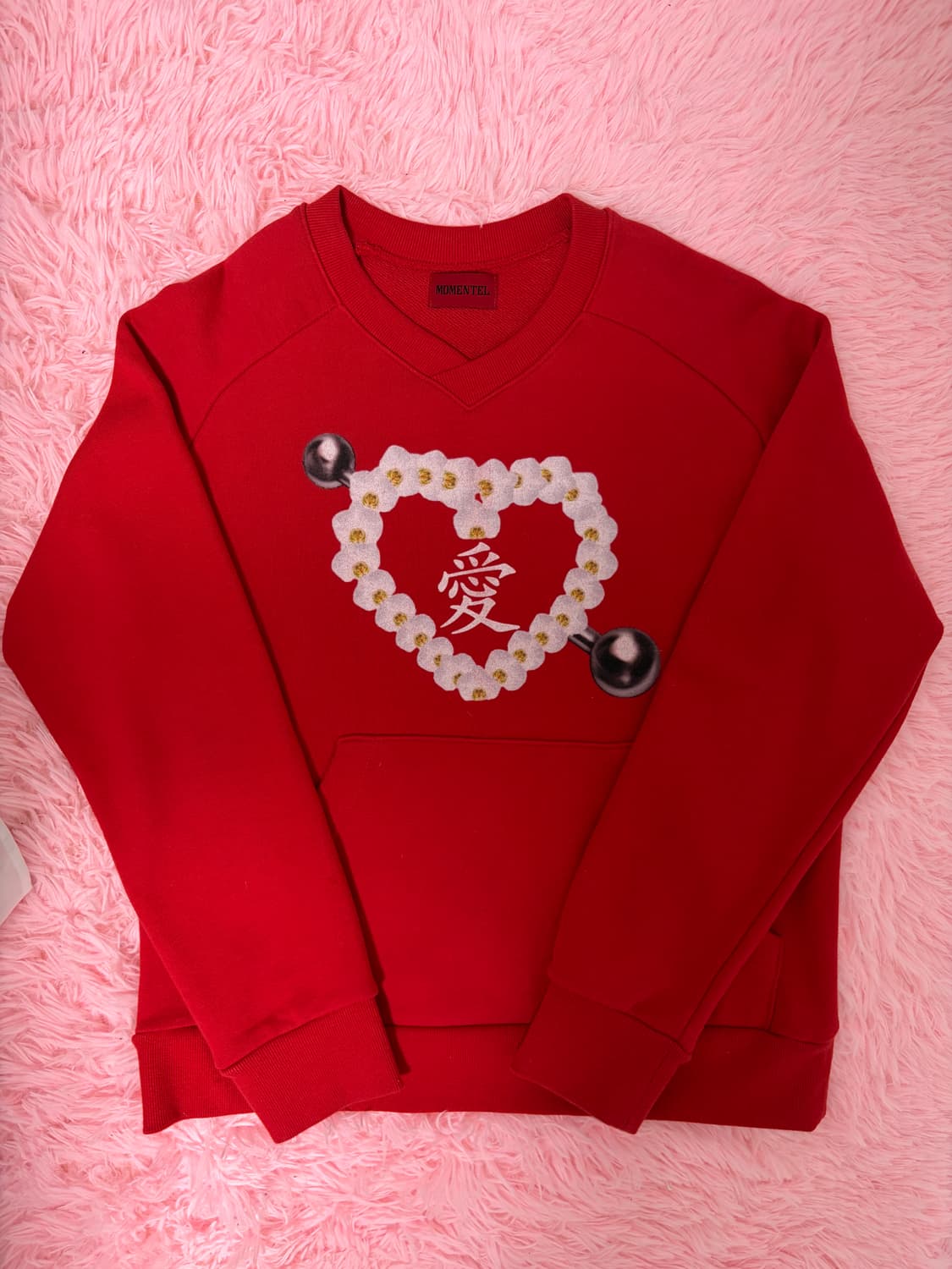 Momentel Love Piercing Sweatshirt 상품이미지4
