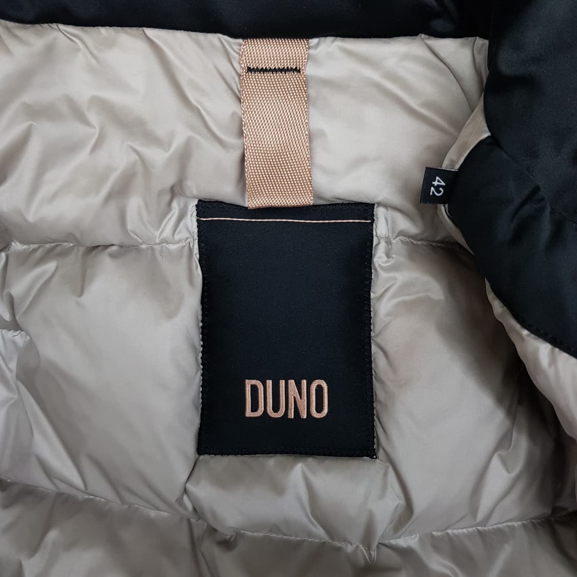 듀노 DUNO 리얼구스다운 롱패딩 42사이즈 상품이미지6
