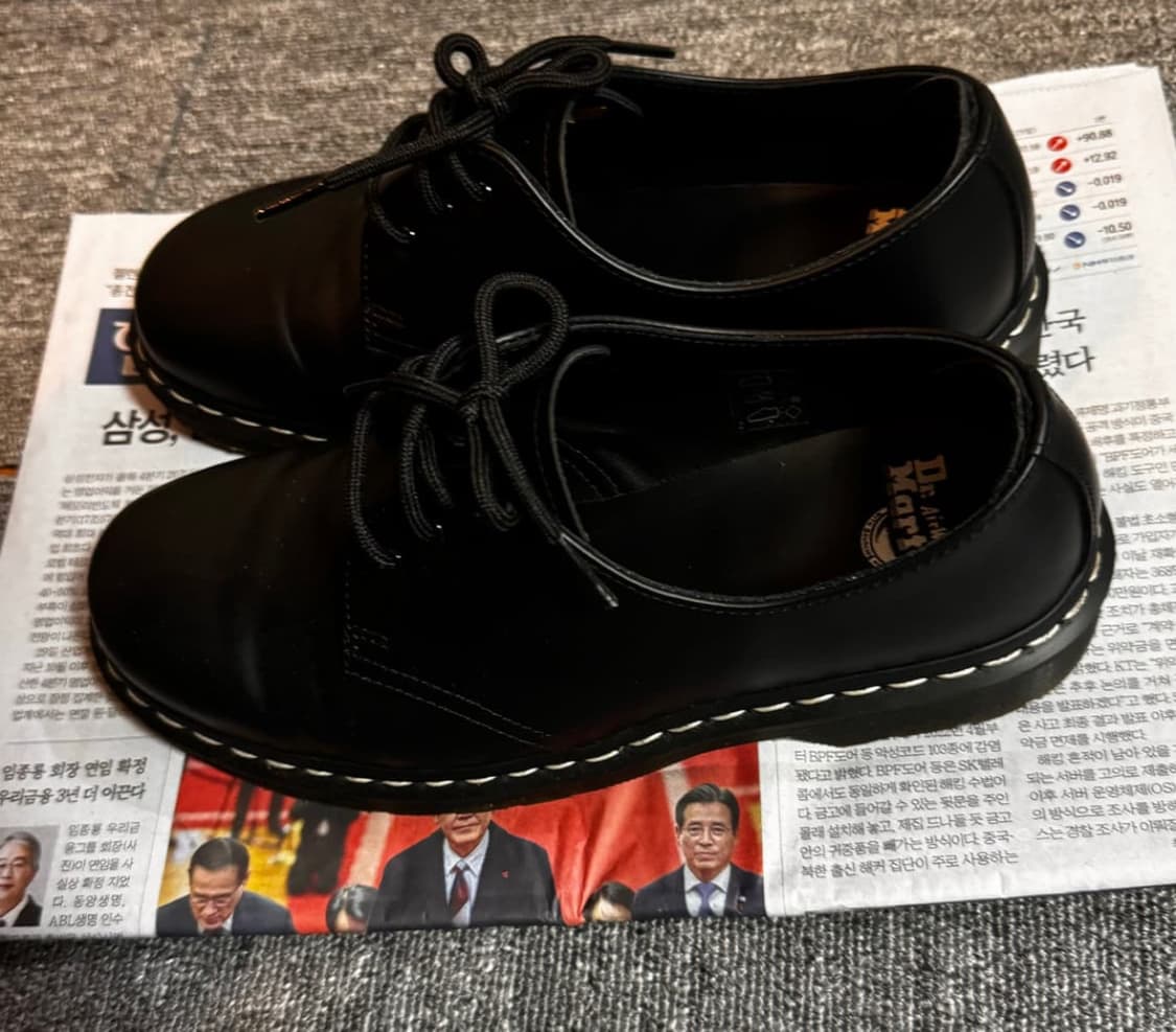 닥터마틴 블랙 스무스 270 상품이미지5