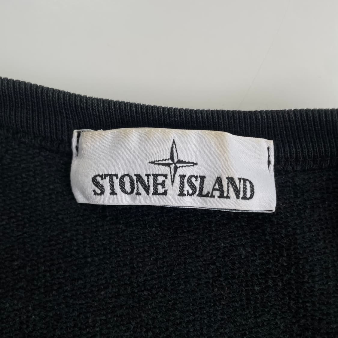Stone Island  스톤 아일랜드 와펜 블랙 맨투맨 상품이미지2