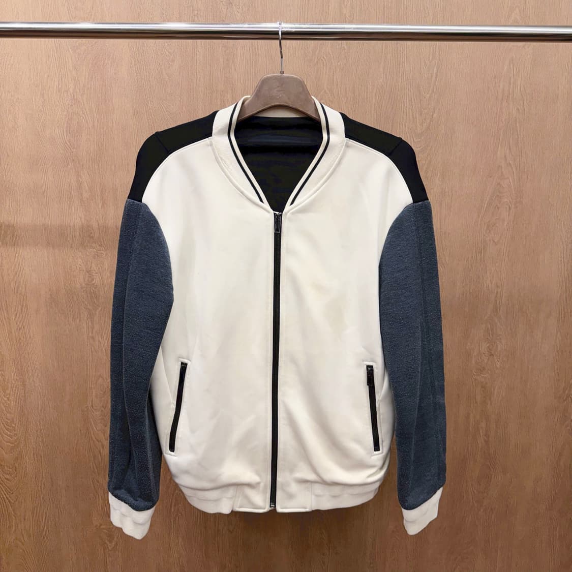 솔리드옴므 집업 자켓 블록 배색 디테일 레귤러핏 아이보리 블랙 그레이 상품이미지2