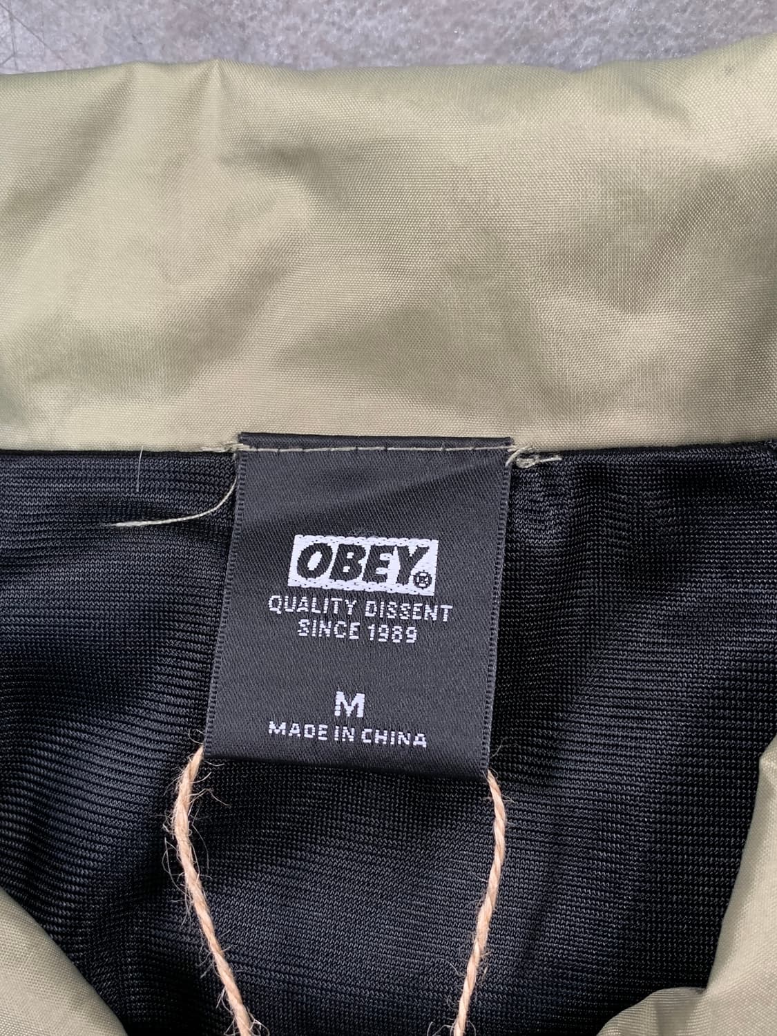 오베이 페이스 로고 코치자켓 상품이미지6