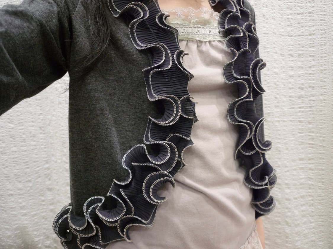 Moonwave Frill Cardigan 상품이미지3