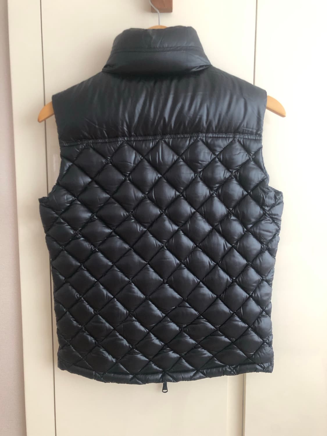 타트라스(TATRAS) 리버시블 경량 다운패딩 베스트 상품이미지2