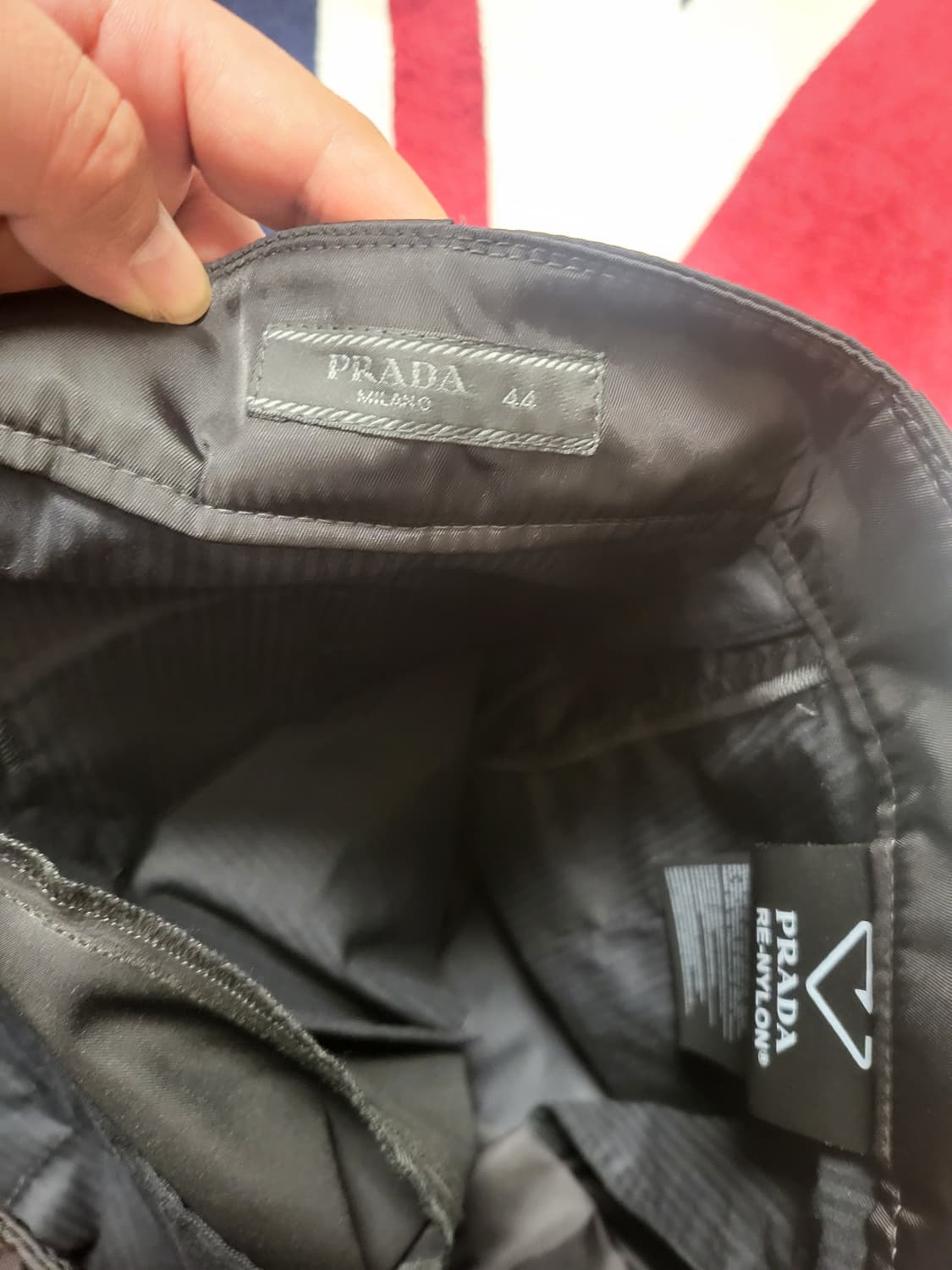 프라다 리나일론 반바지 상품이미지6