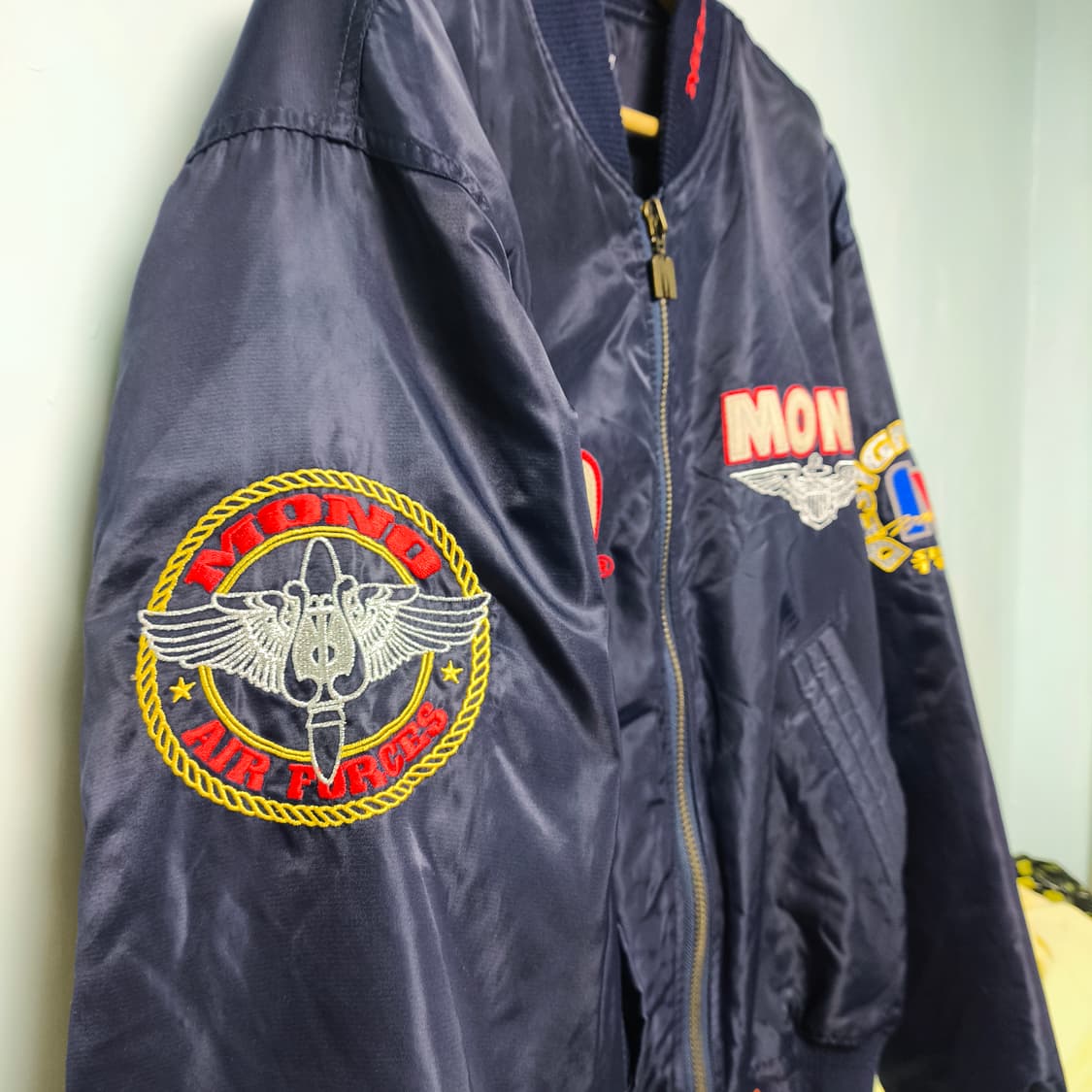 [XL] 90s MONO 자수 패치 봄버자켓 상품이미지5