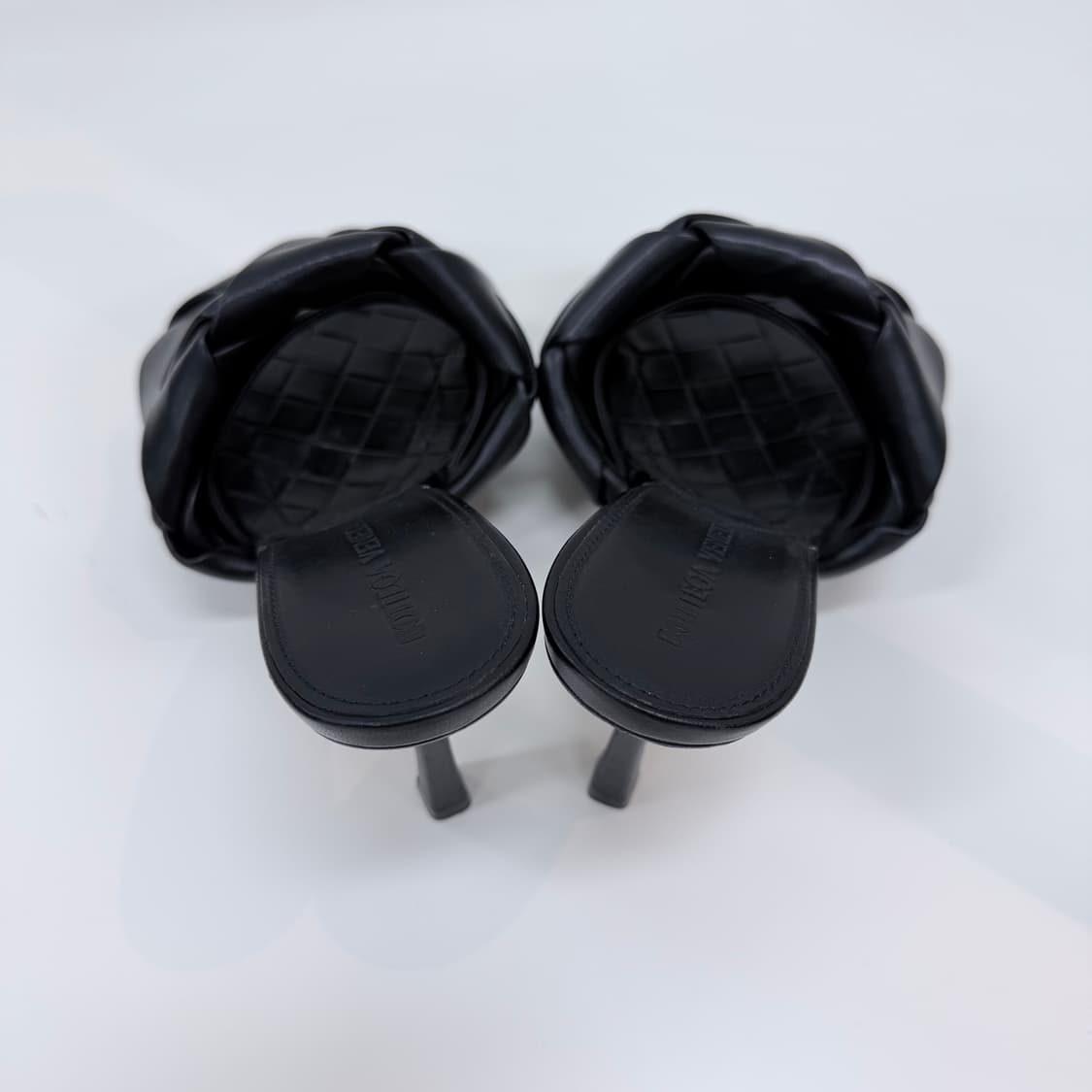 [S급/240] 보테가 베네타 인트레치아토 리도 슬리퍼 샌들힐 블랙 상품이미지7