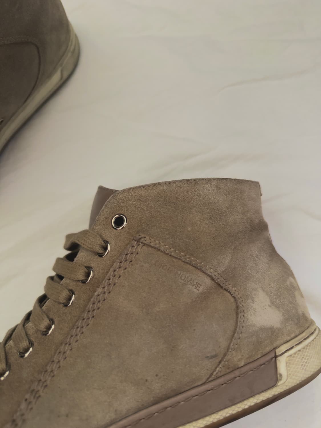 디올 옴므 스웨이드 미드탑 스니커즈 상품이미지2