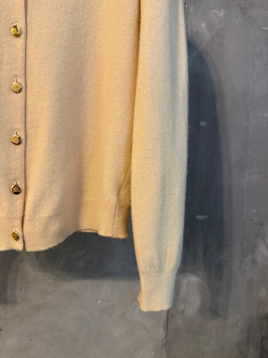 버버리 램스울 금장 가디건 55 상품이미지7