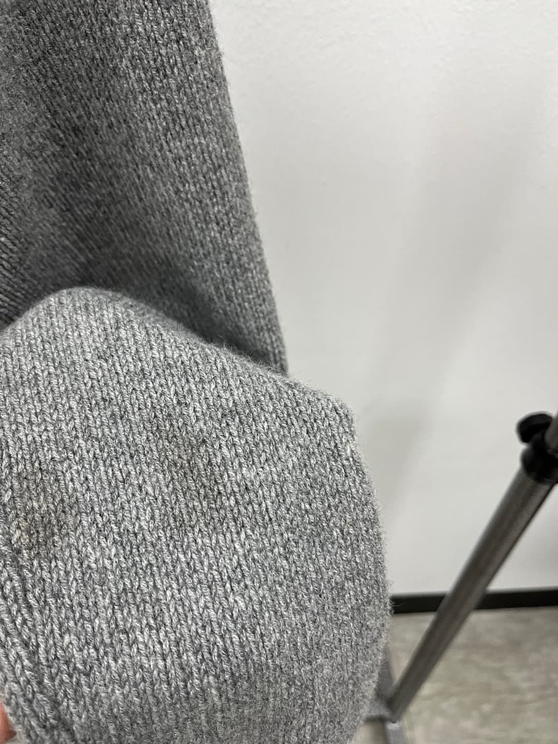 105) 에르메스 캐시미어 버튼니트  상품이미지5