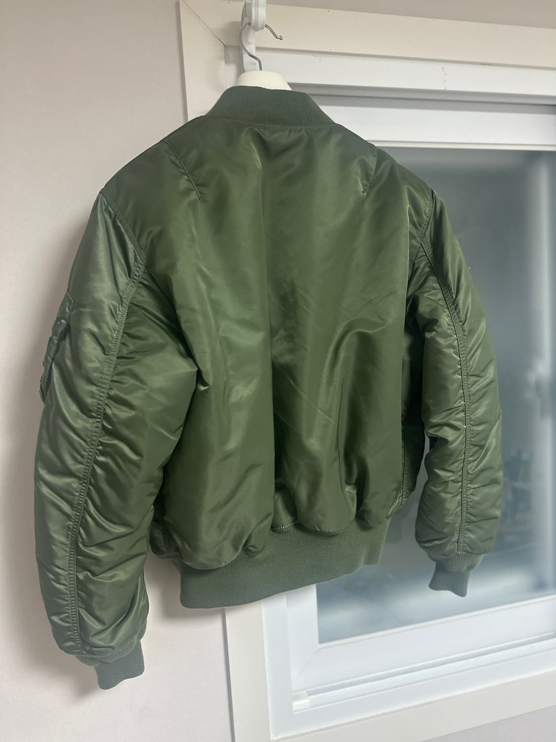 알파인더스트리 ma-1 L 팝니다. 상품이미지3