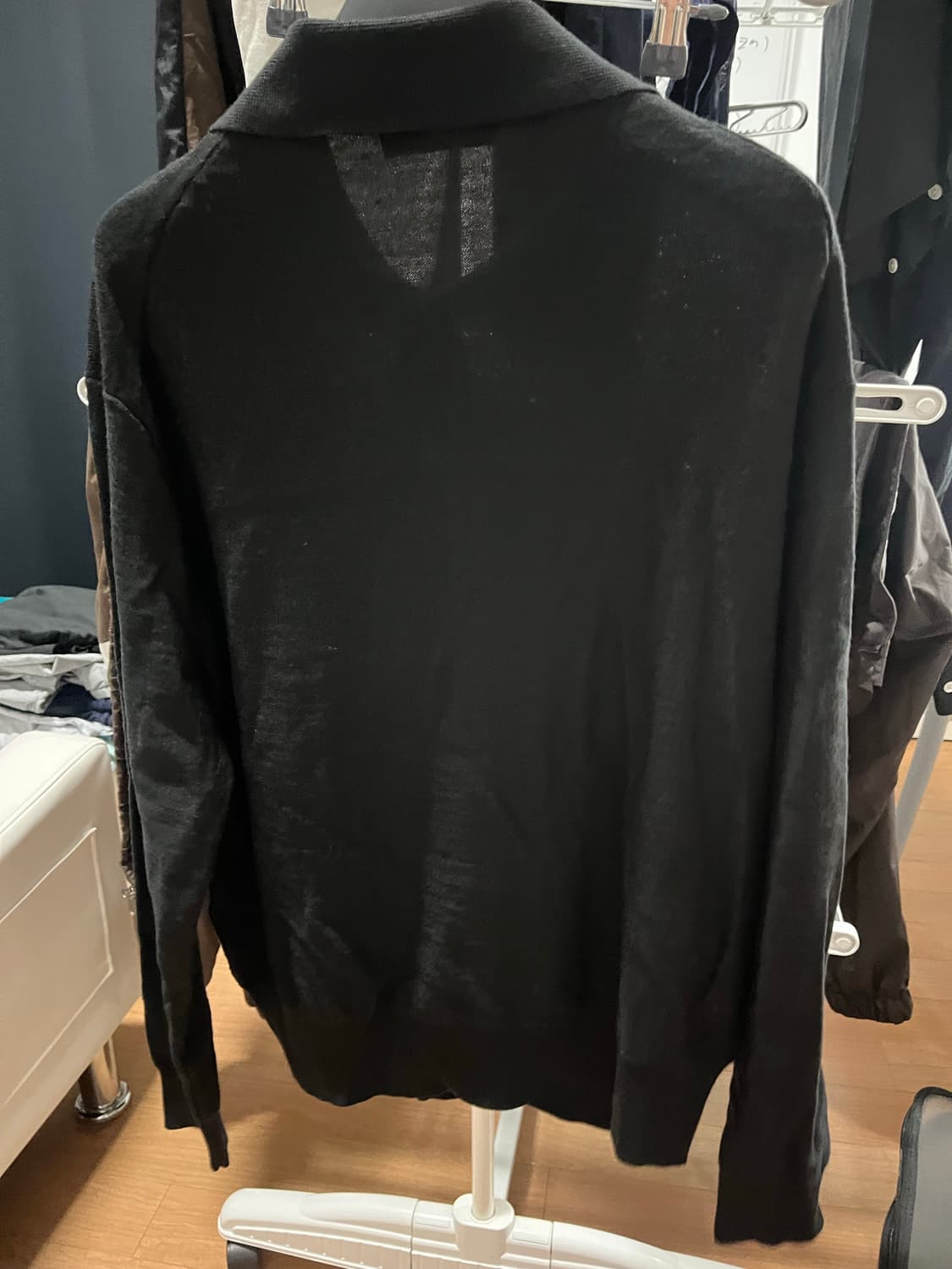 르메르 컨버터블 가디건 블랙 S 팝니다 상품이미지6