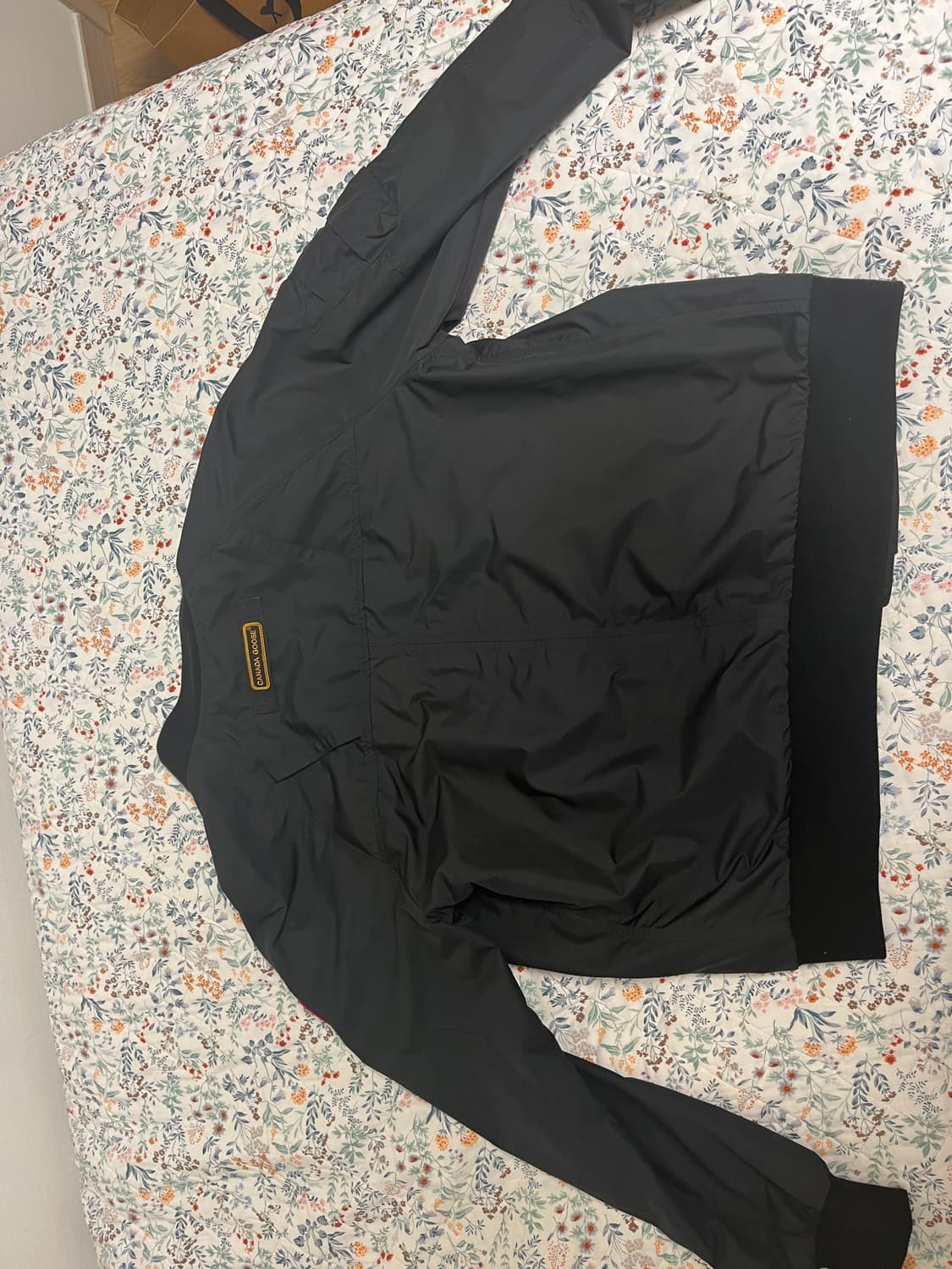 캐나다구스 페이버봄버 자켓 상품이미지2