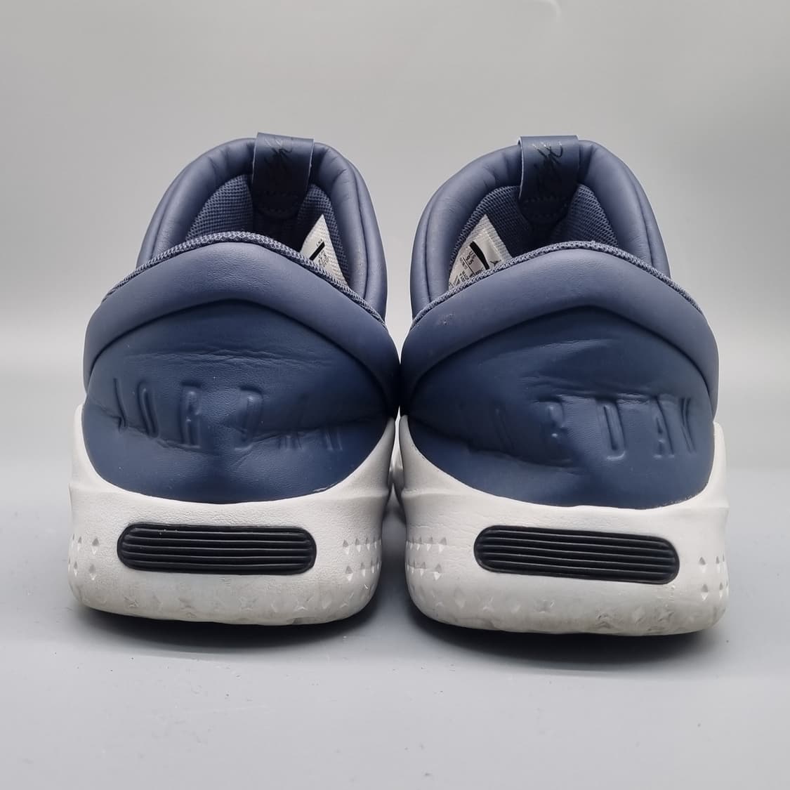 나이키 조던 플라이트럭스 남성운동화275 상품이미지4