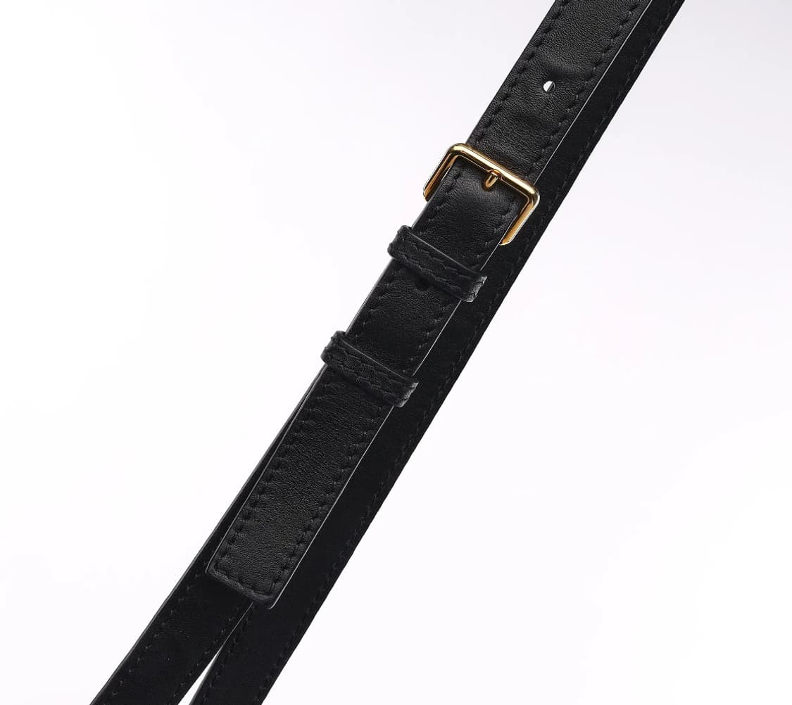 [S급] 버버리 레더 큐브백 판매합니다!!! 상품이미지7