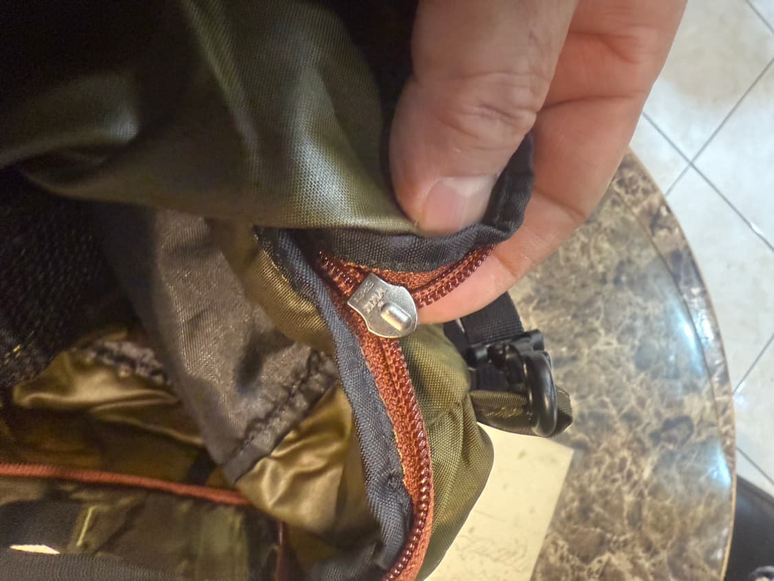 정품 아크테릭스 나일론 크로스백 팝니다 상품이미지10