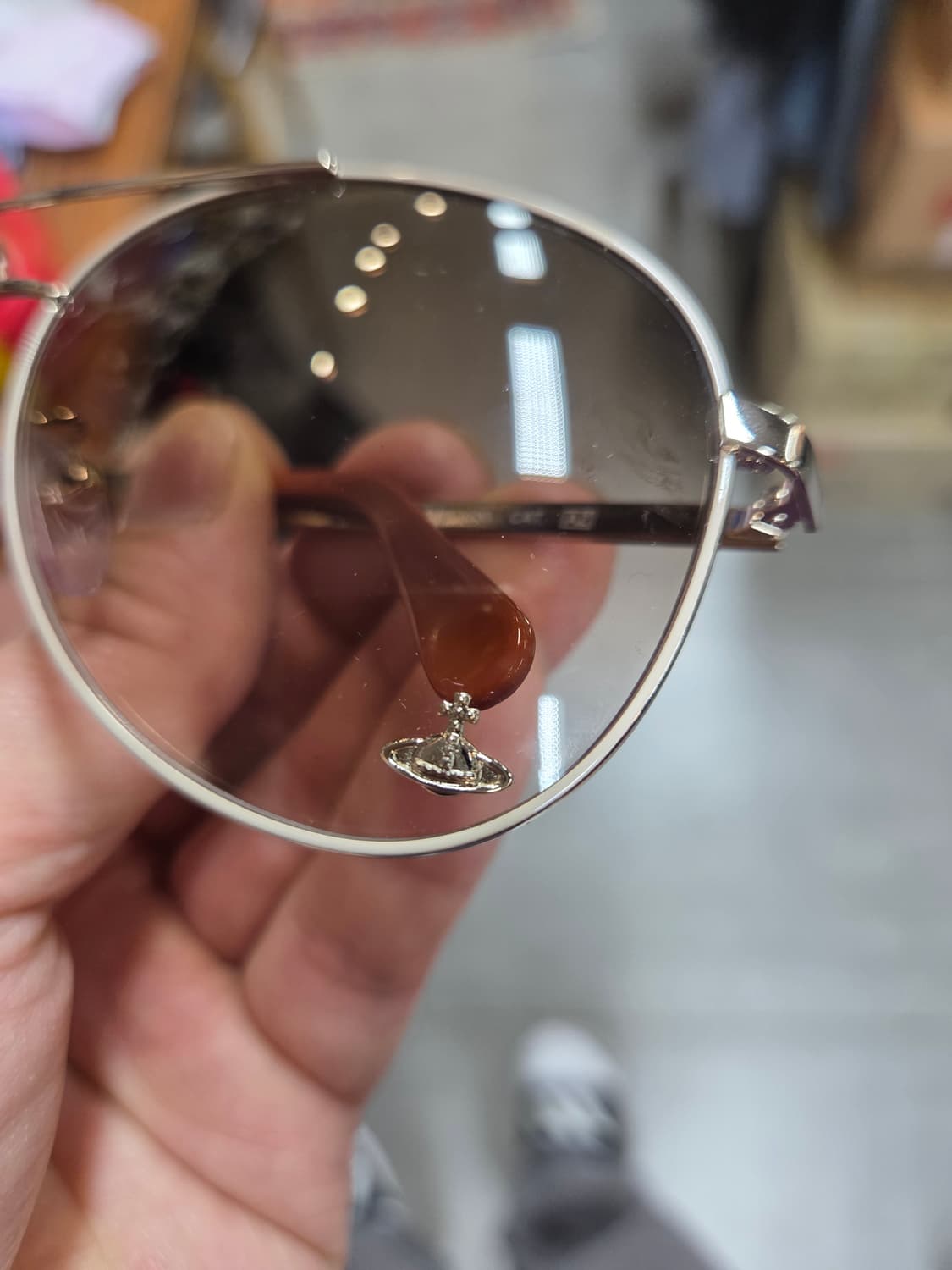 비비안웨스트우드 보잉 선글라스  상품이미지4