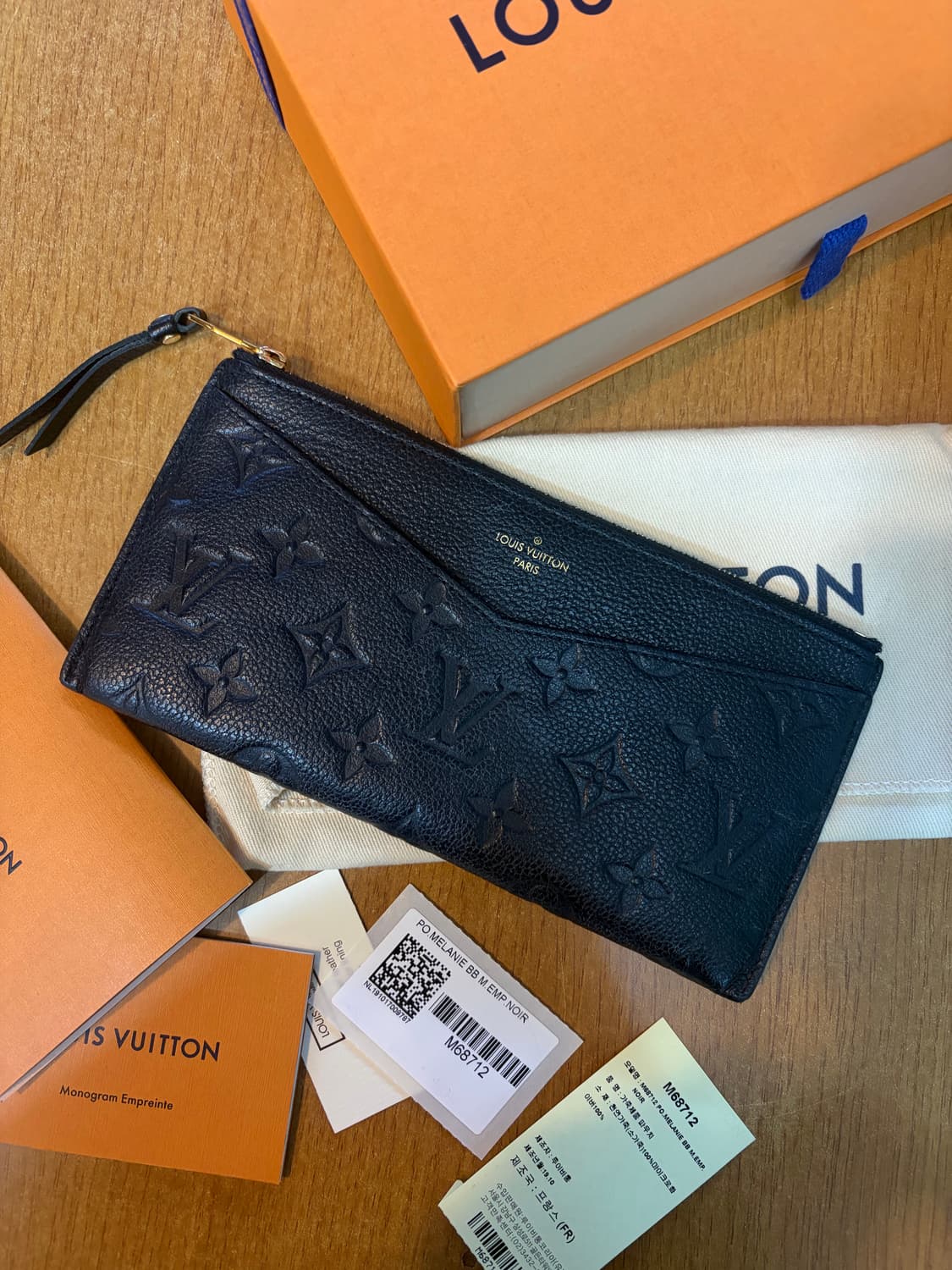 루이비통 장지갑 앙프랭뜨 멜라니bb 슬림파우치형  상품이미지1