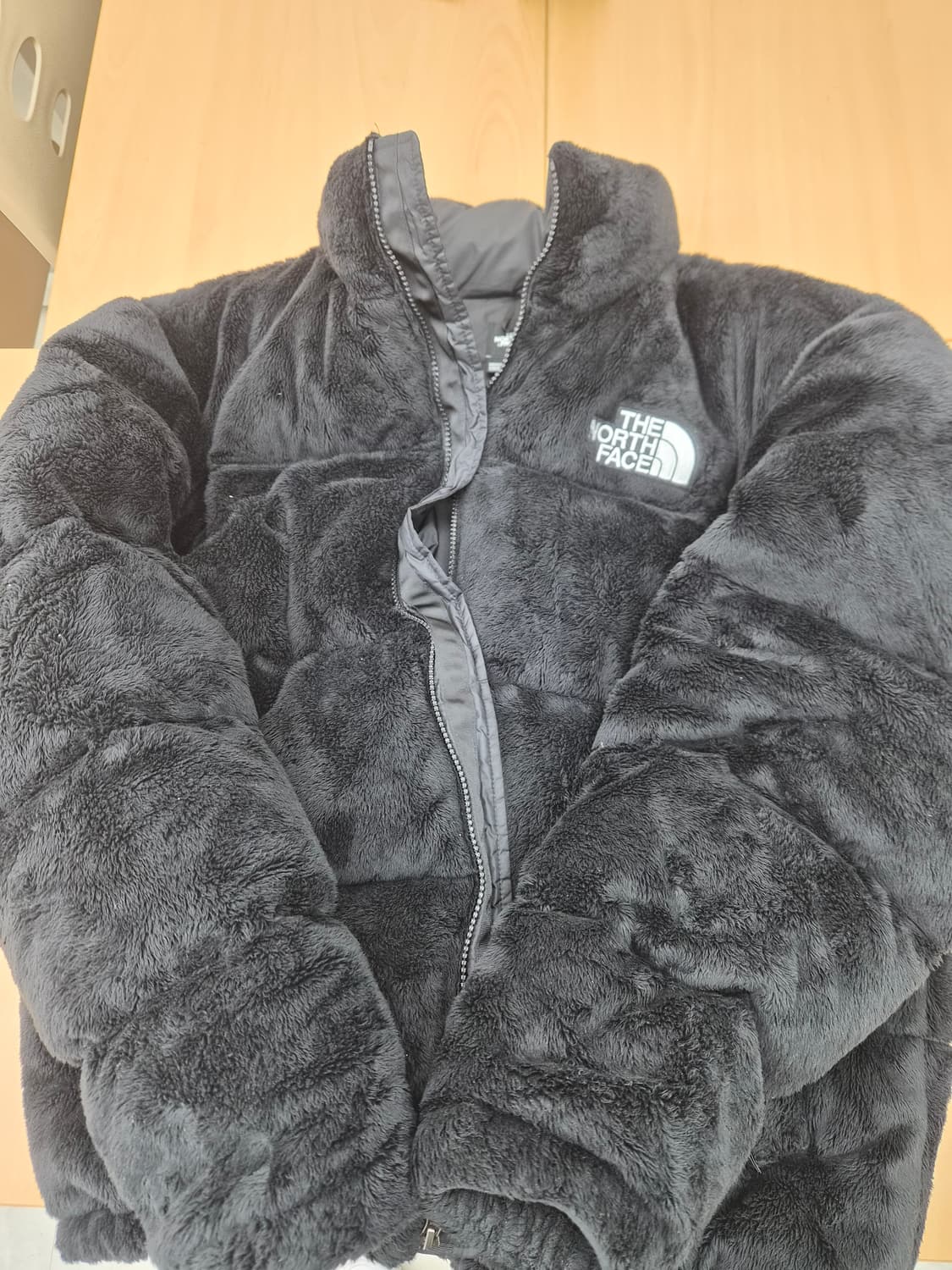 눕시 벨루어 블랙 패딩 L 상품이미지1