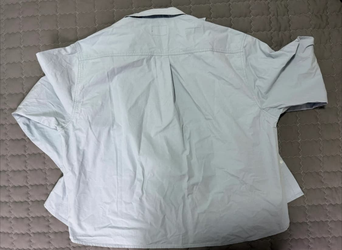 [새상품] 토피 셔츠 팝니다 (2장 가격입니다) 상품이미지4