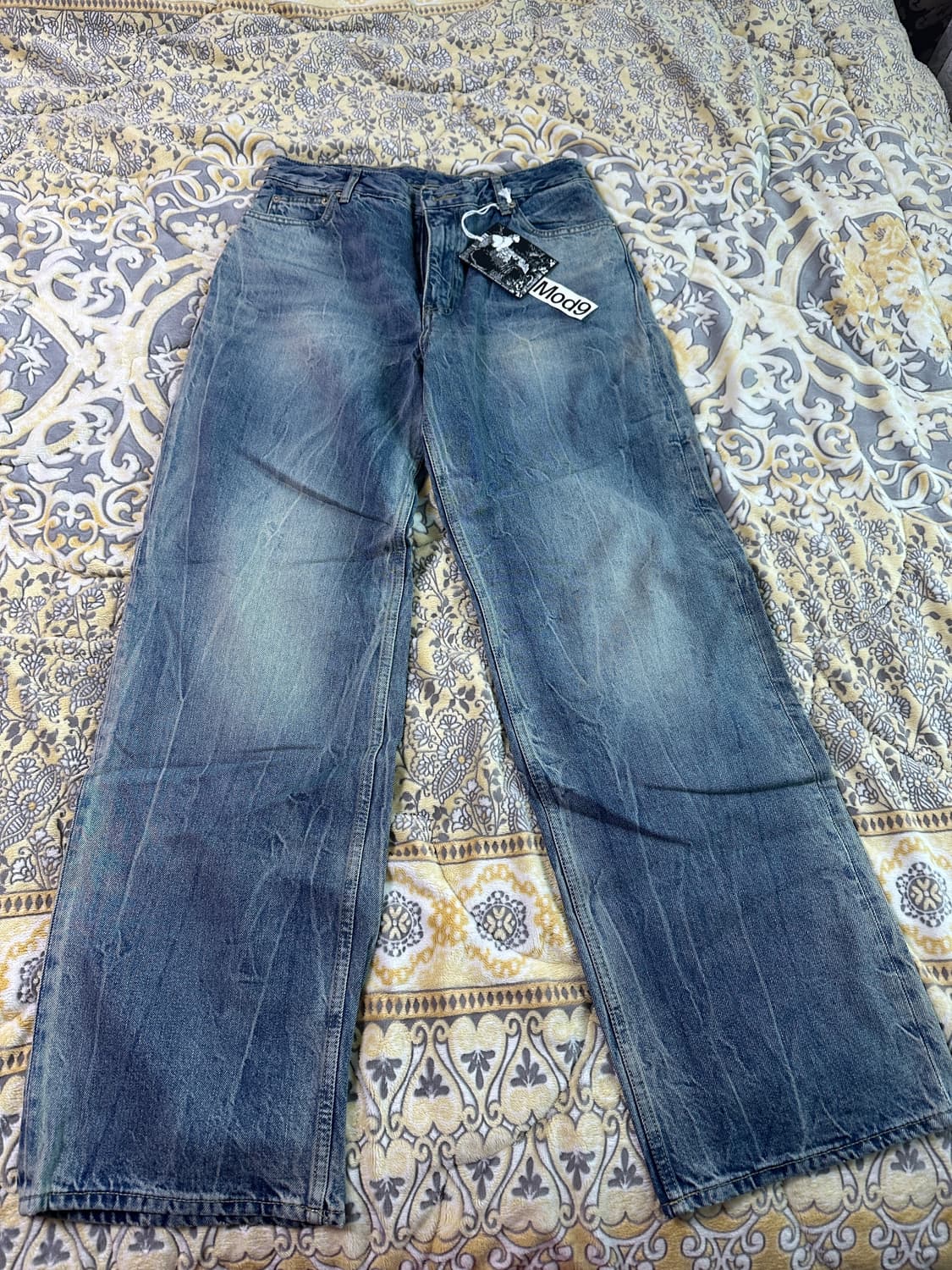 새상품)모드나인 Turn me On 턴미온 30 사이즈 팝니다. 상품이미지2