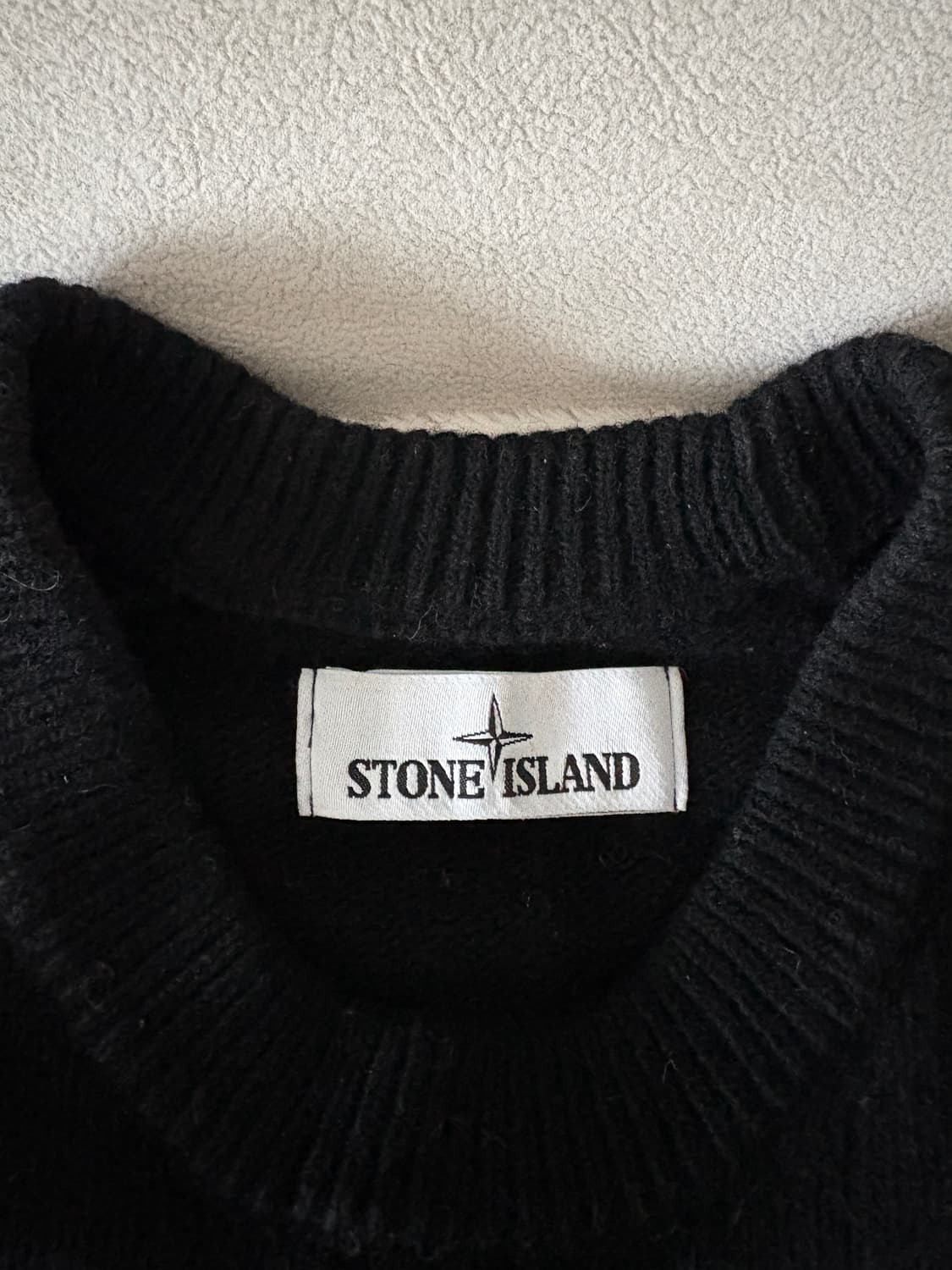 (정품) 스톤아일랜드 블랙 울니트 L사이즈 상품이미지3
