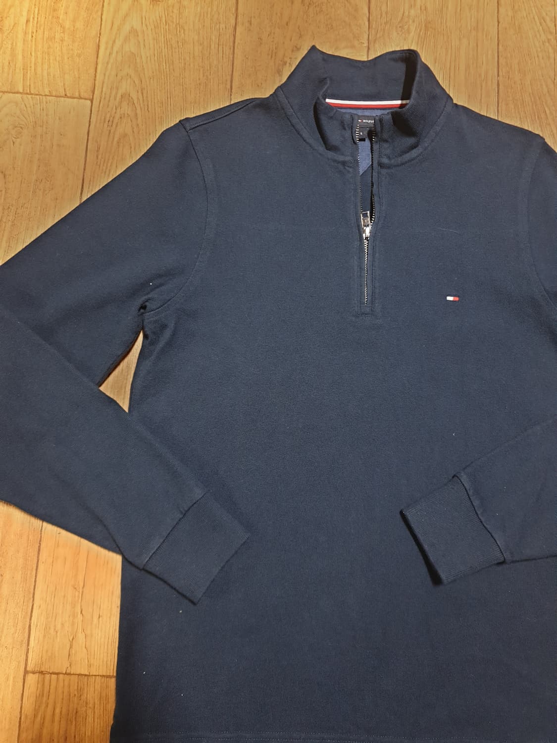 1093 타미힐피거 반집업 긴팔티 90~95 사이즈입니다 상품이미지4