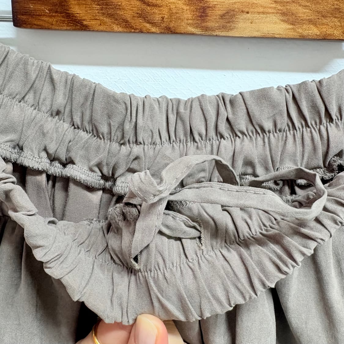 애쉬브라운 스웨이드 플레어 밴딩 롱 스커트 (JPN) 상품이미지3