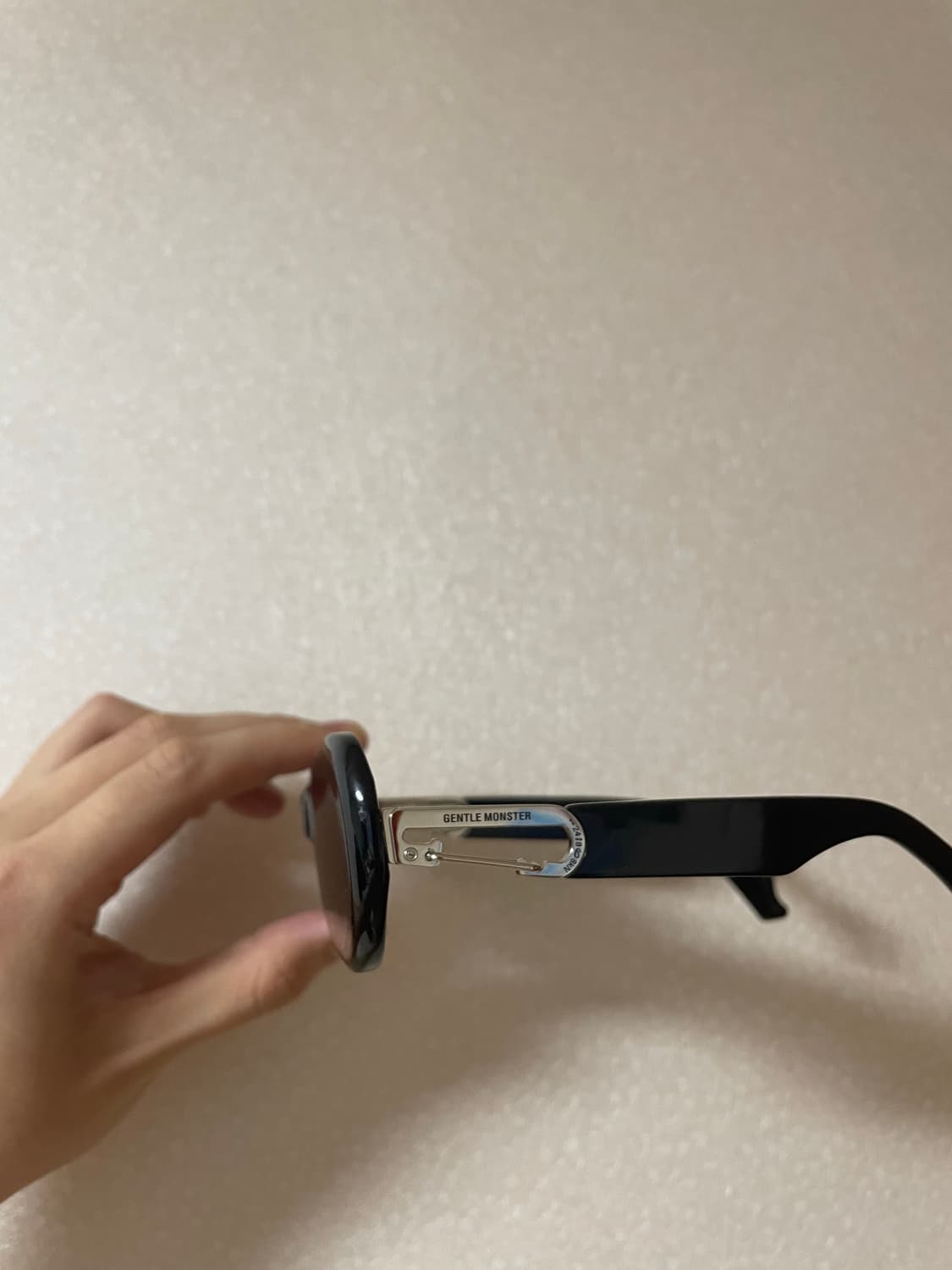 젠틀몬스터 엠부쉬-카라비너2 01 상품이미지4