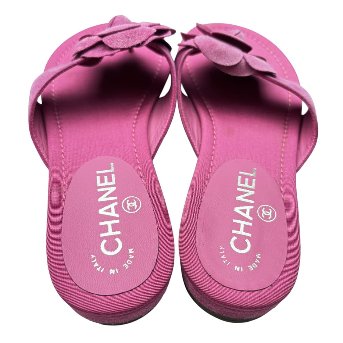 샤넬 37.5c 핑크 까멜리아 스웨이드 플랫 샌들. 카멜리아 상품이미지5