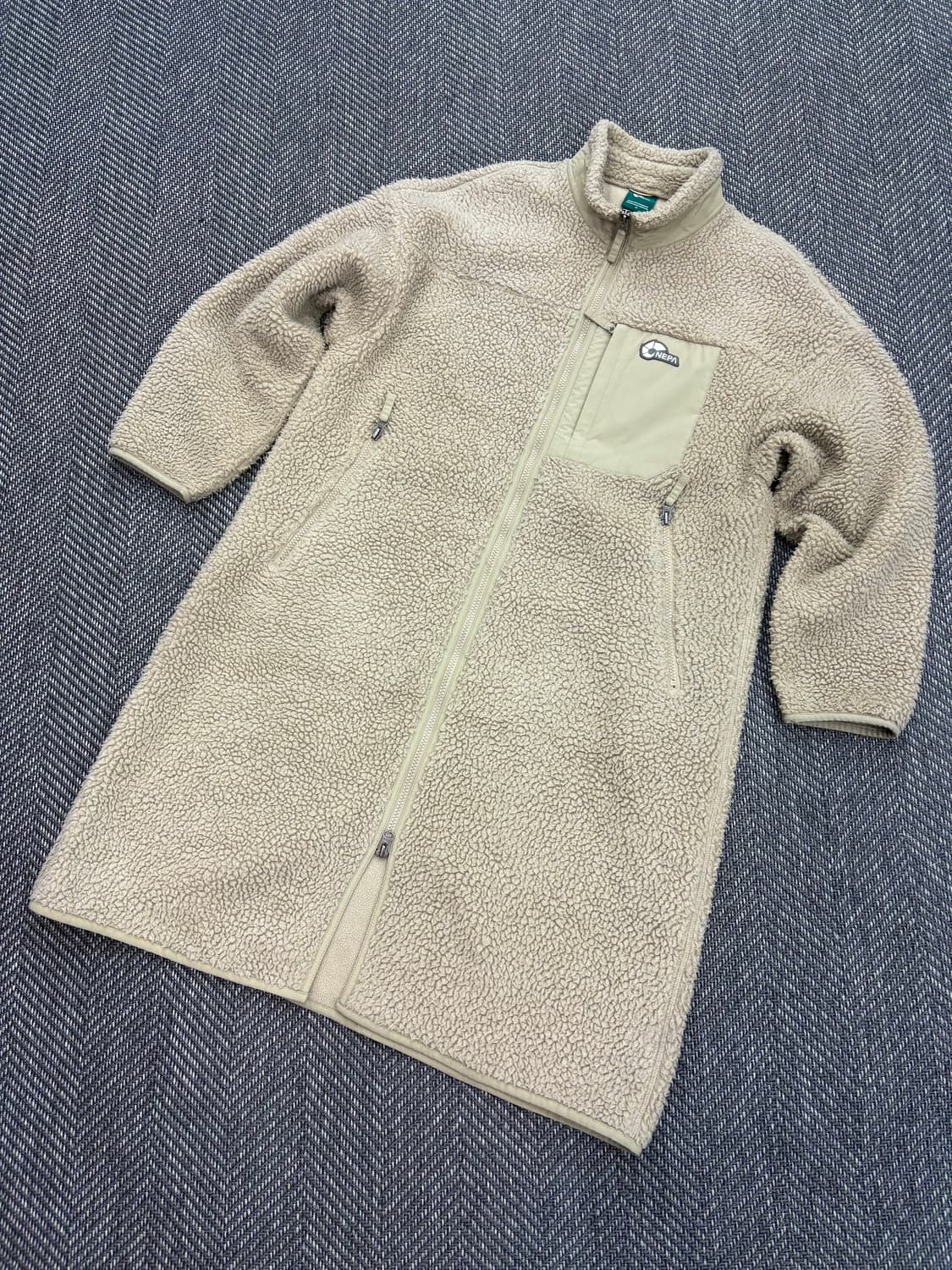  네파 롱 뽀글이 후리스 상품이미지1